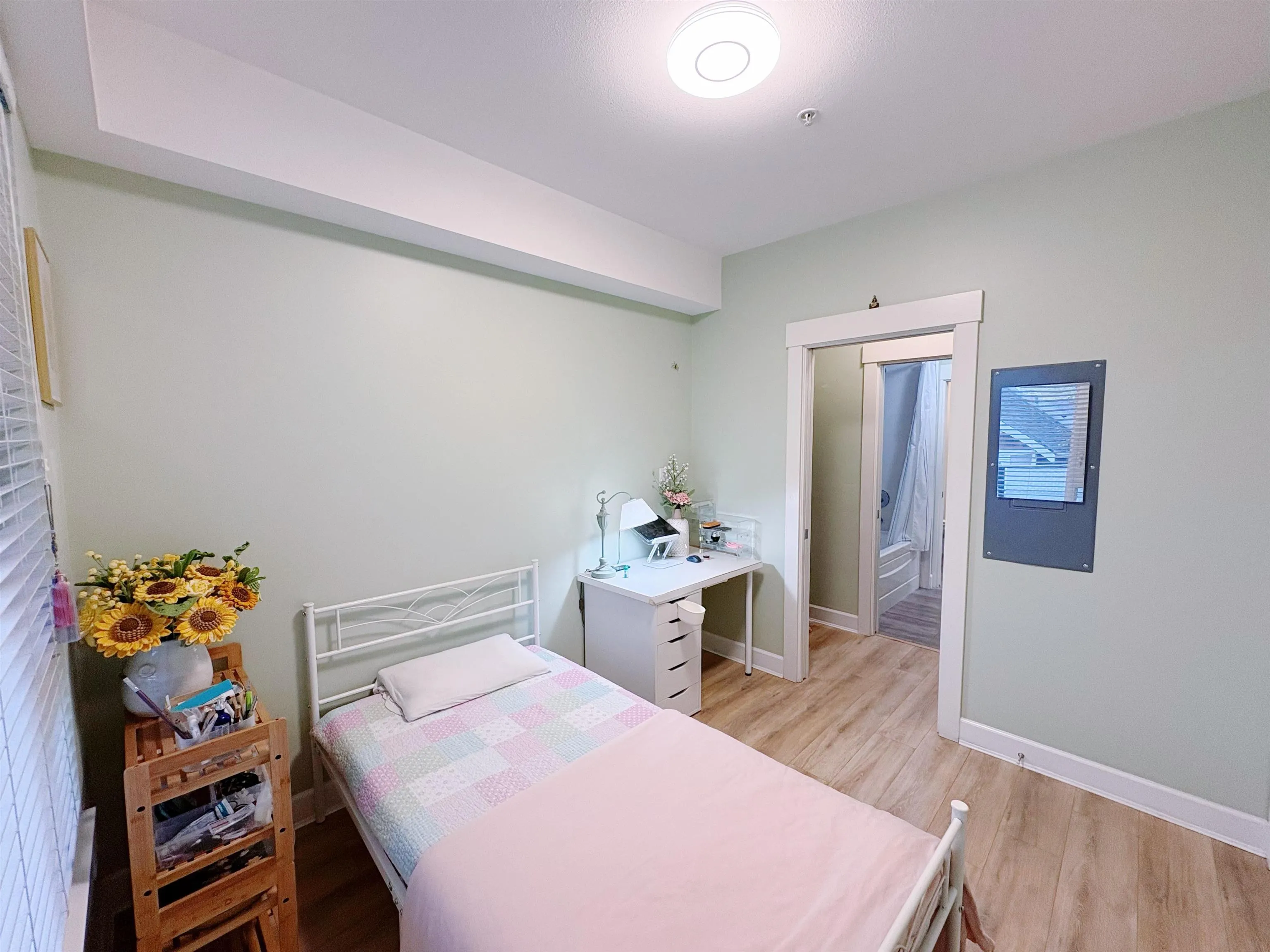 304 6611 Eckersley Road