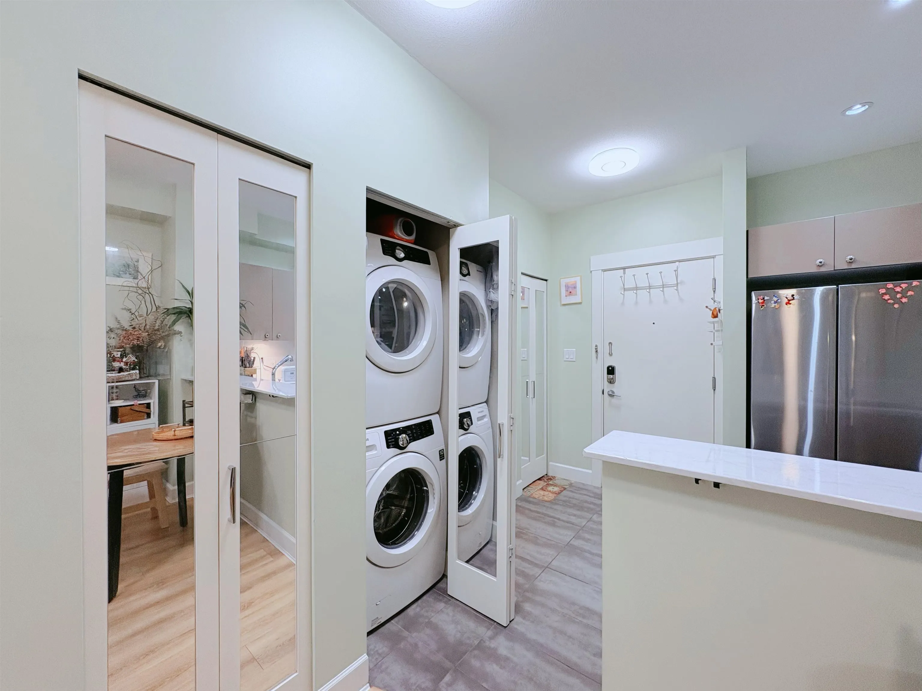 304 6611 Eckersley Road