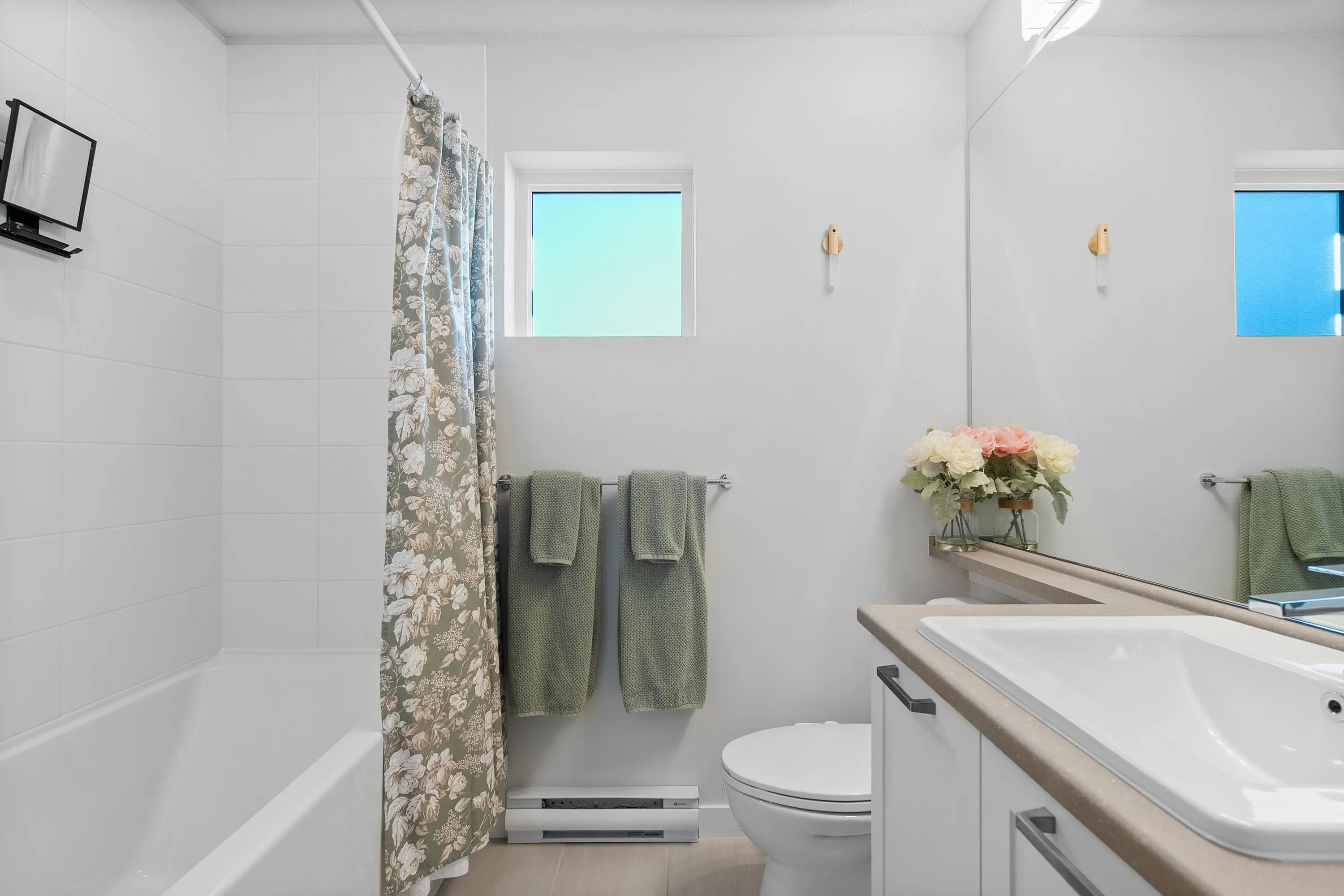 43 8335 Nelson Street