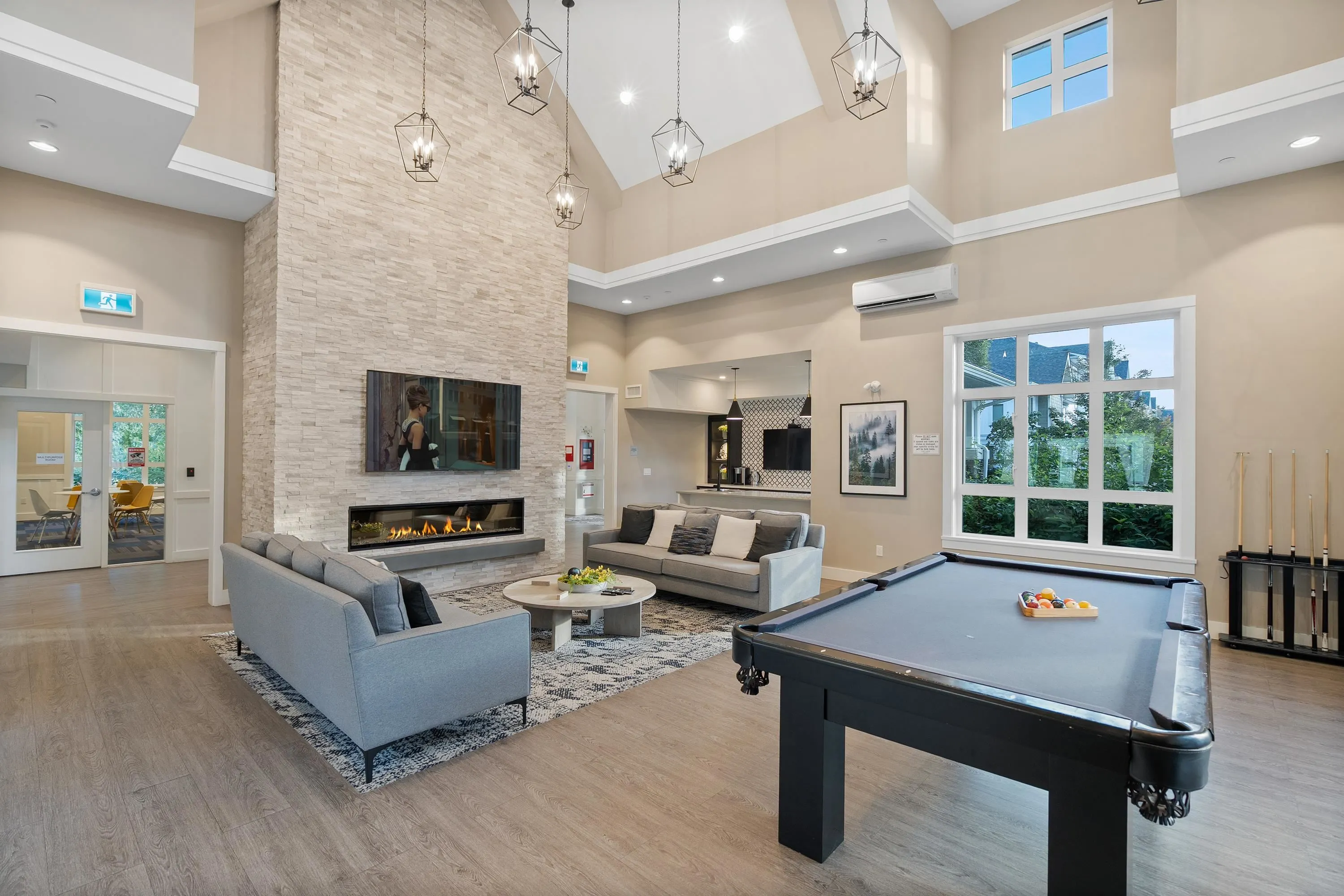 43 8335 Nelson Street