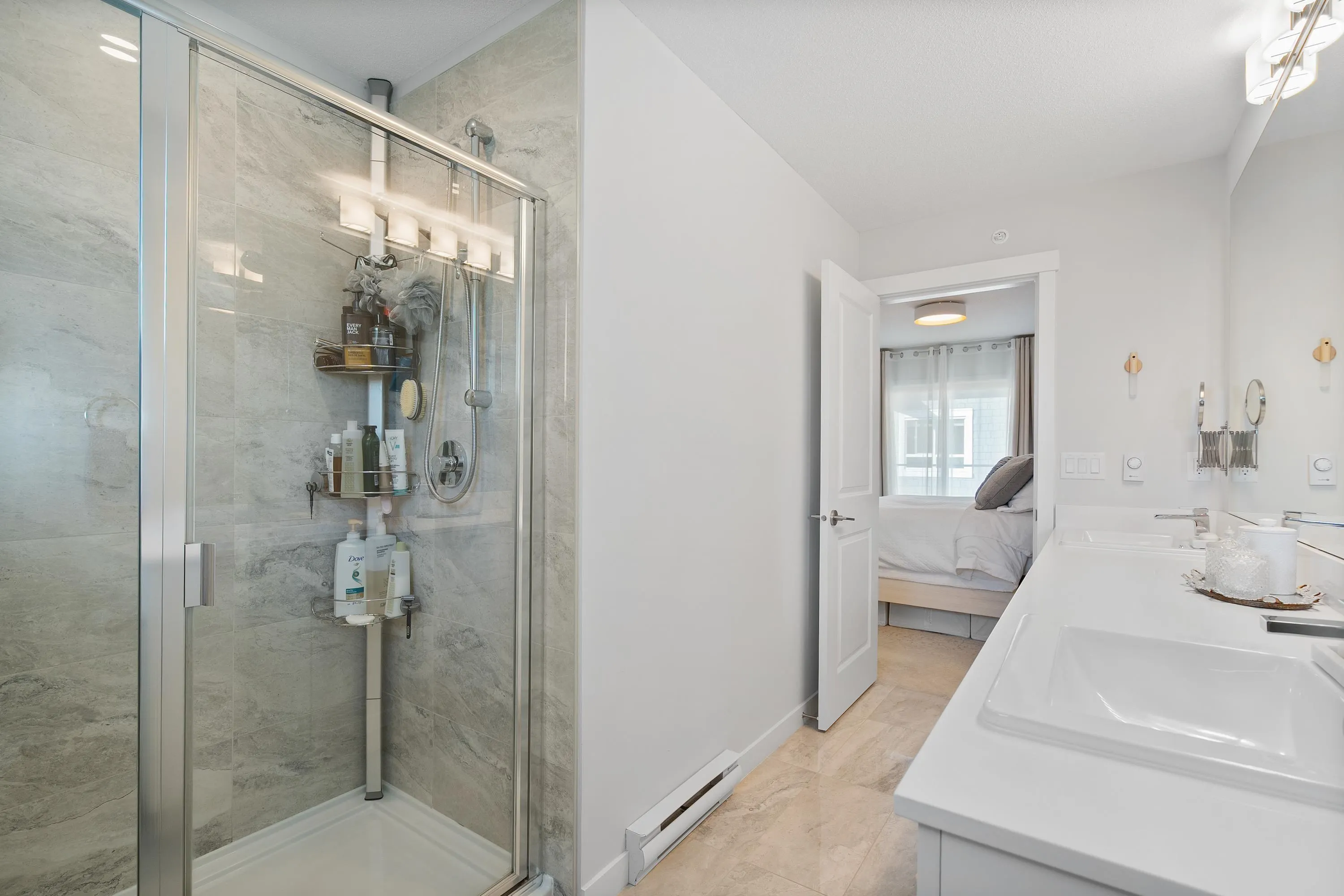 43 8335 Nelson Street