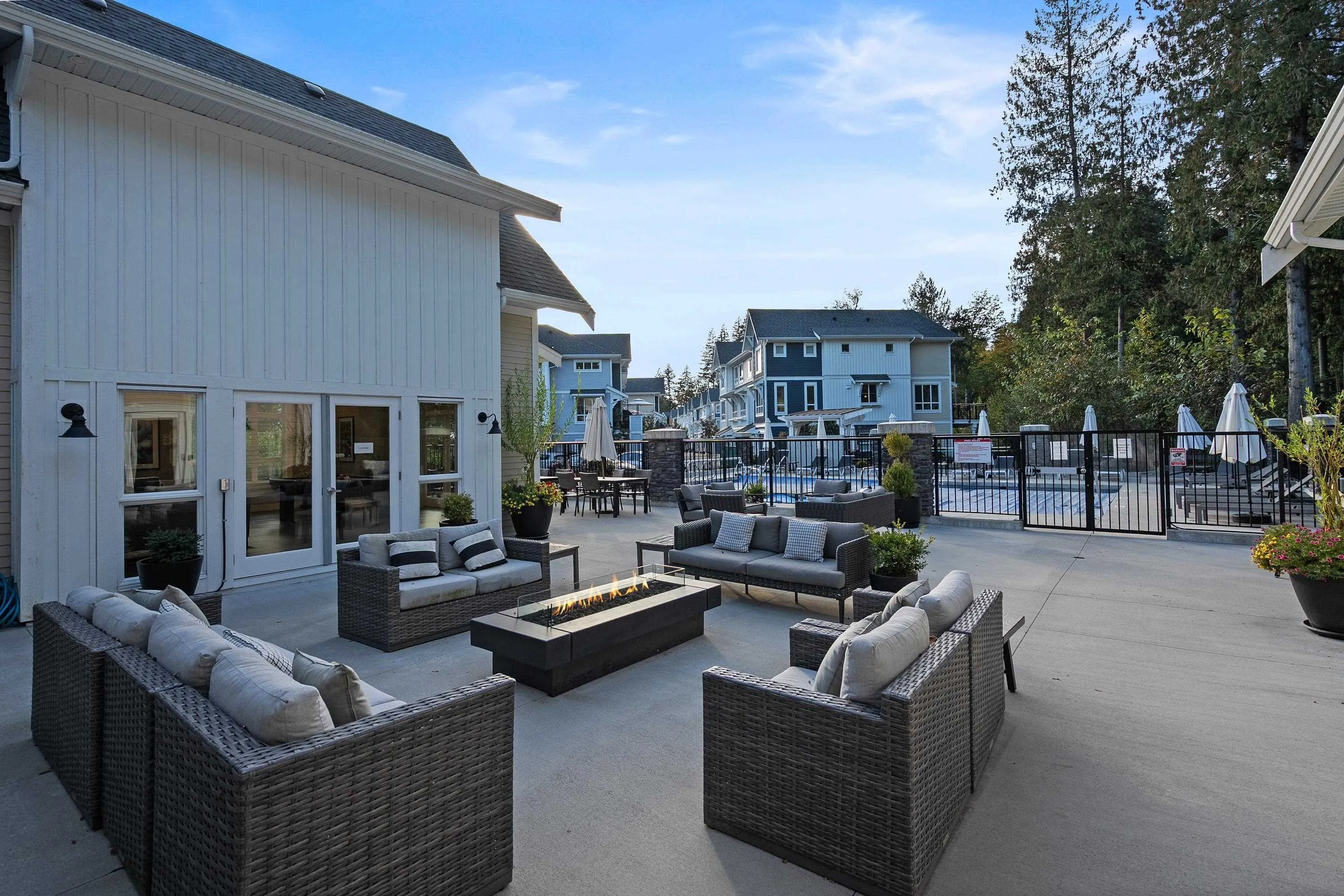 43 8335 Nelson Street