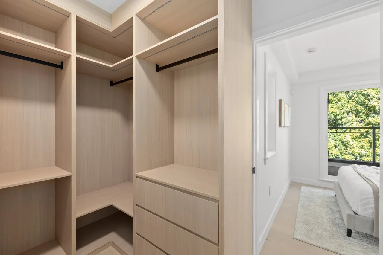 1 3800 Pender Street