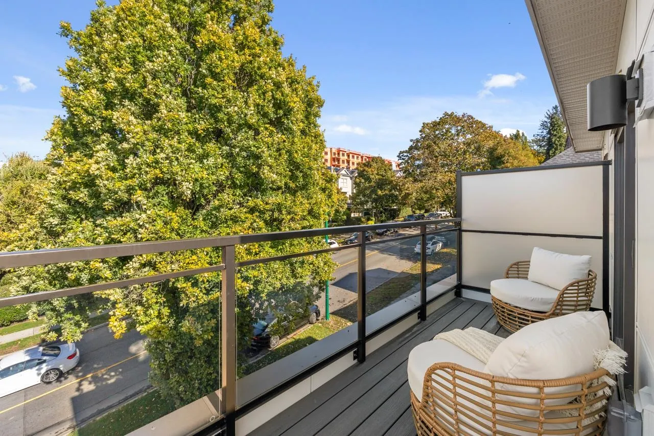 2 3800 Pender Street