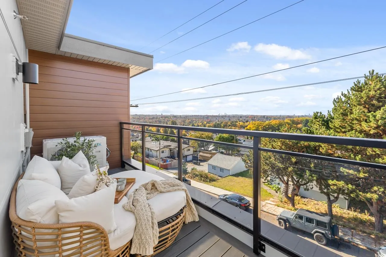 2 3800 Pender Street