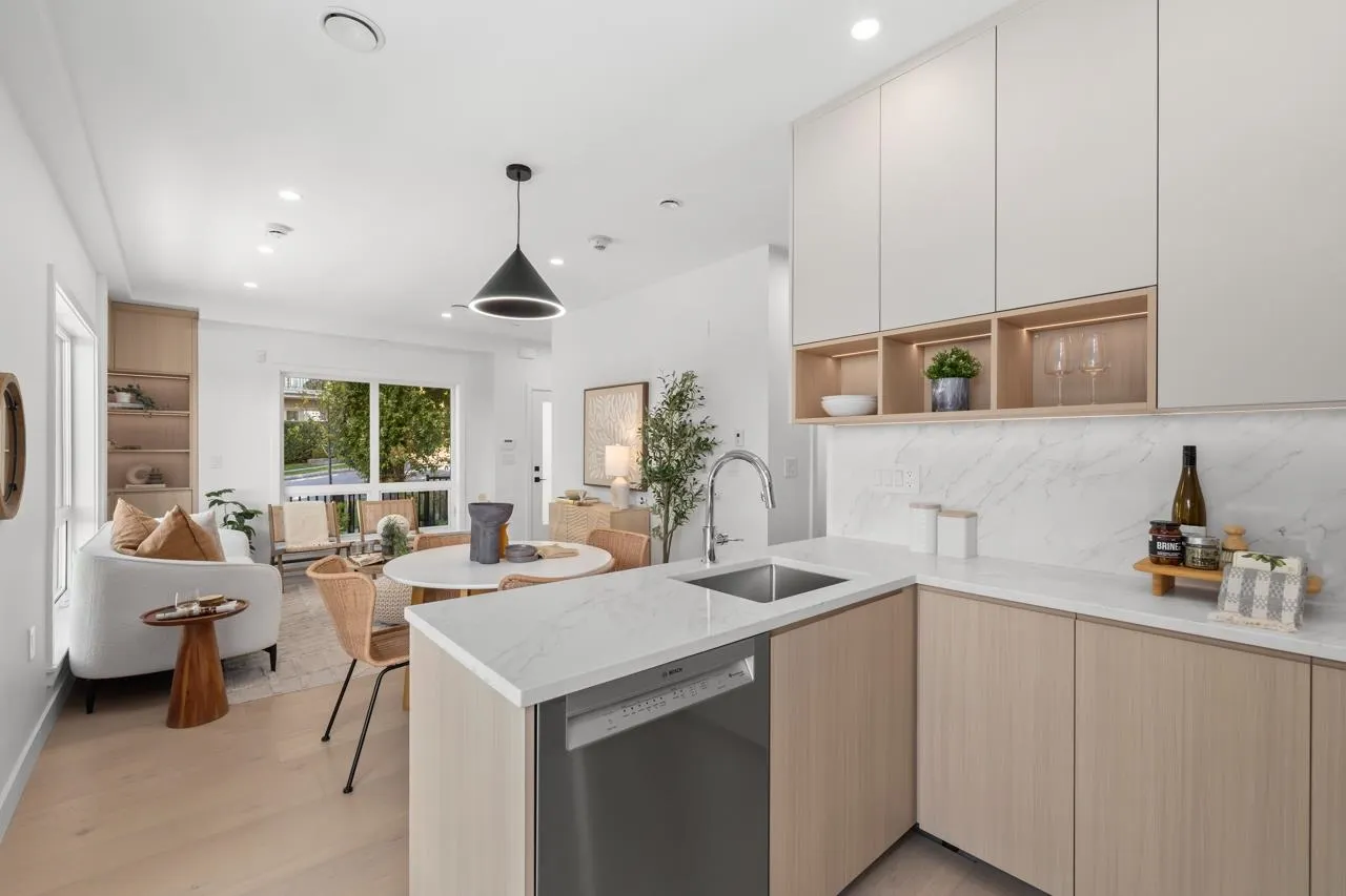 2 3800 Pender Street