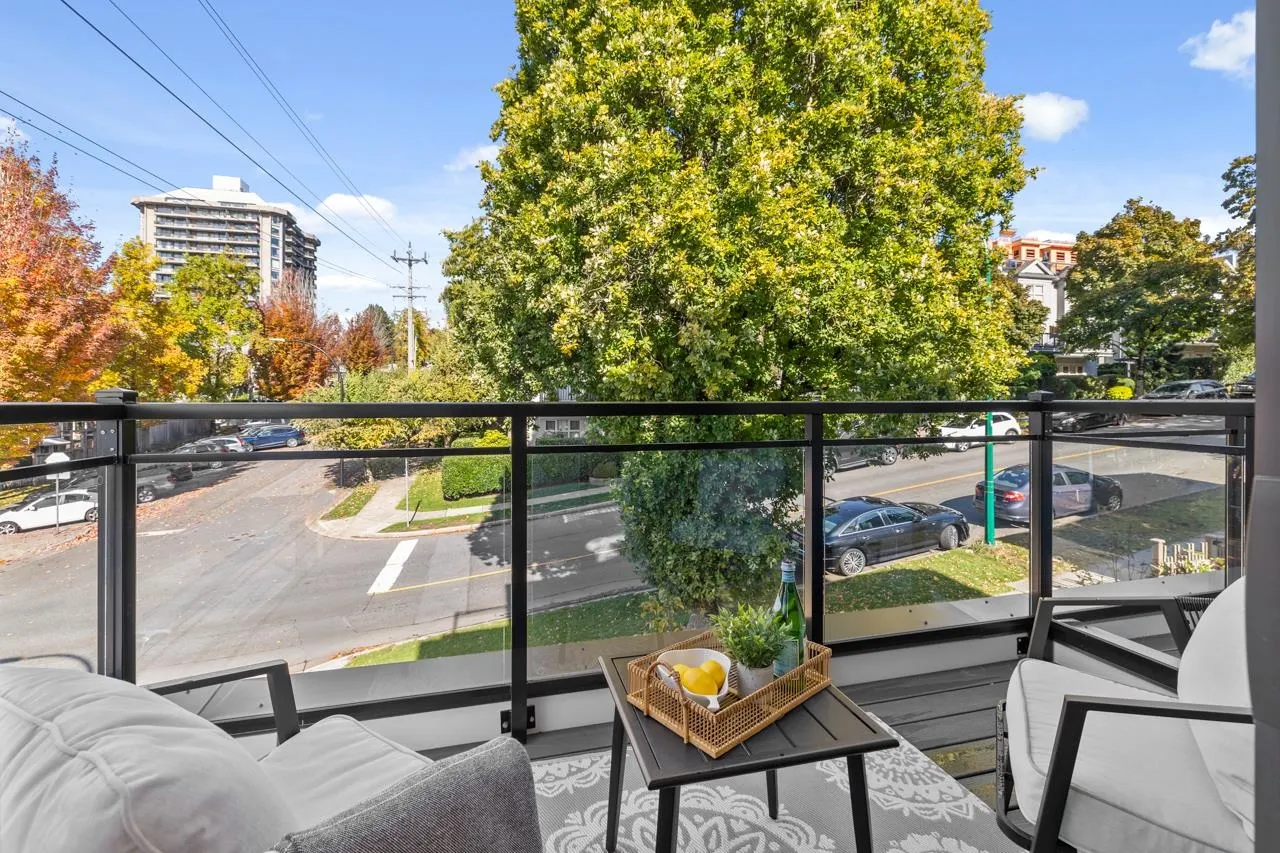 2 3800 Pender Street