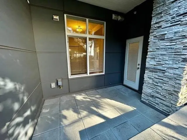 110 11077 Ravine Road