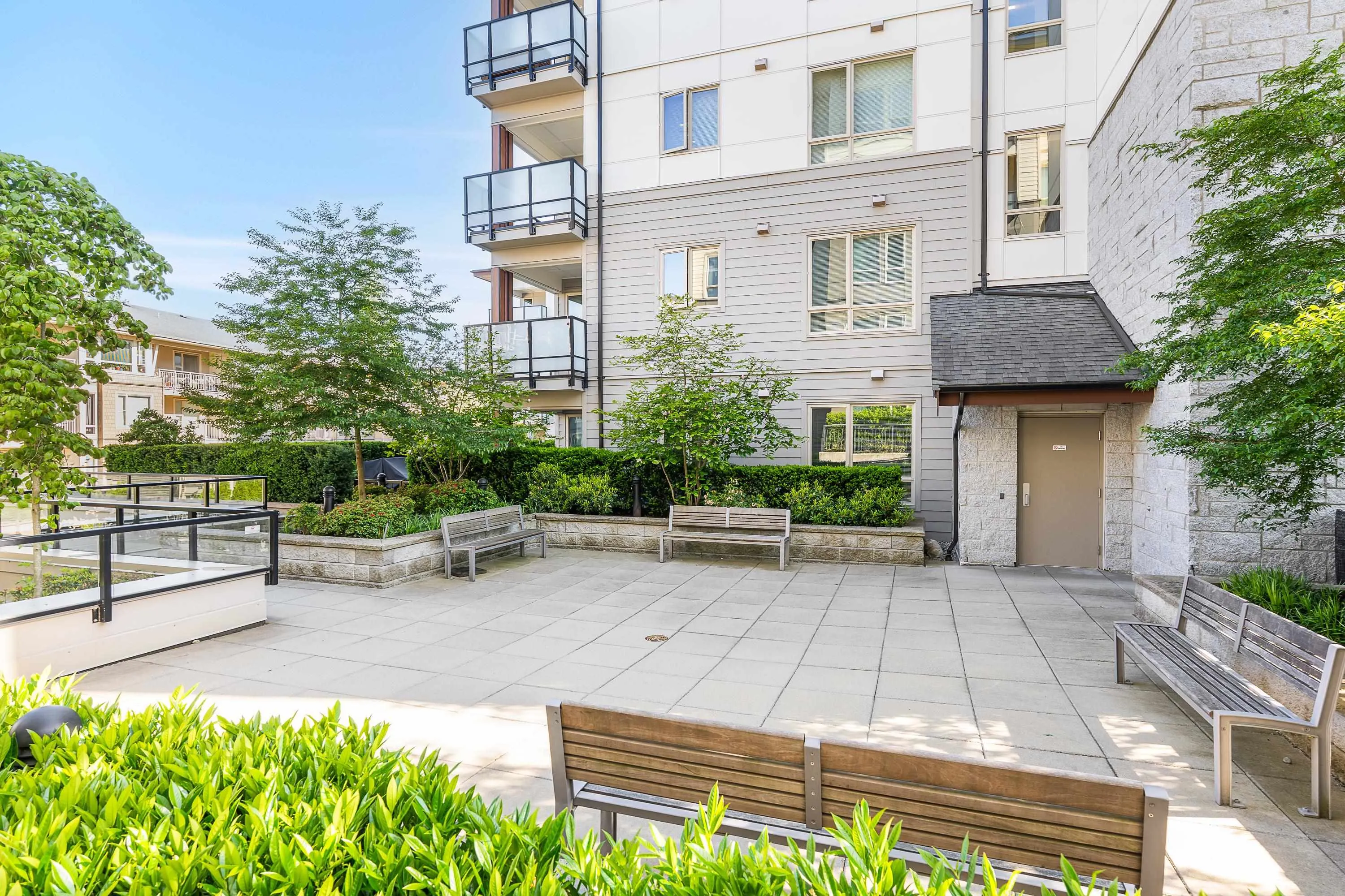 517 2665 Mountain Highway