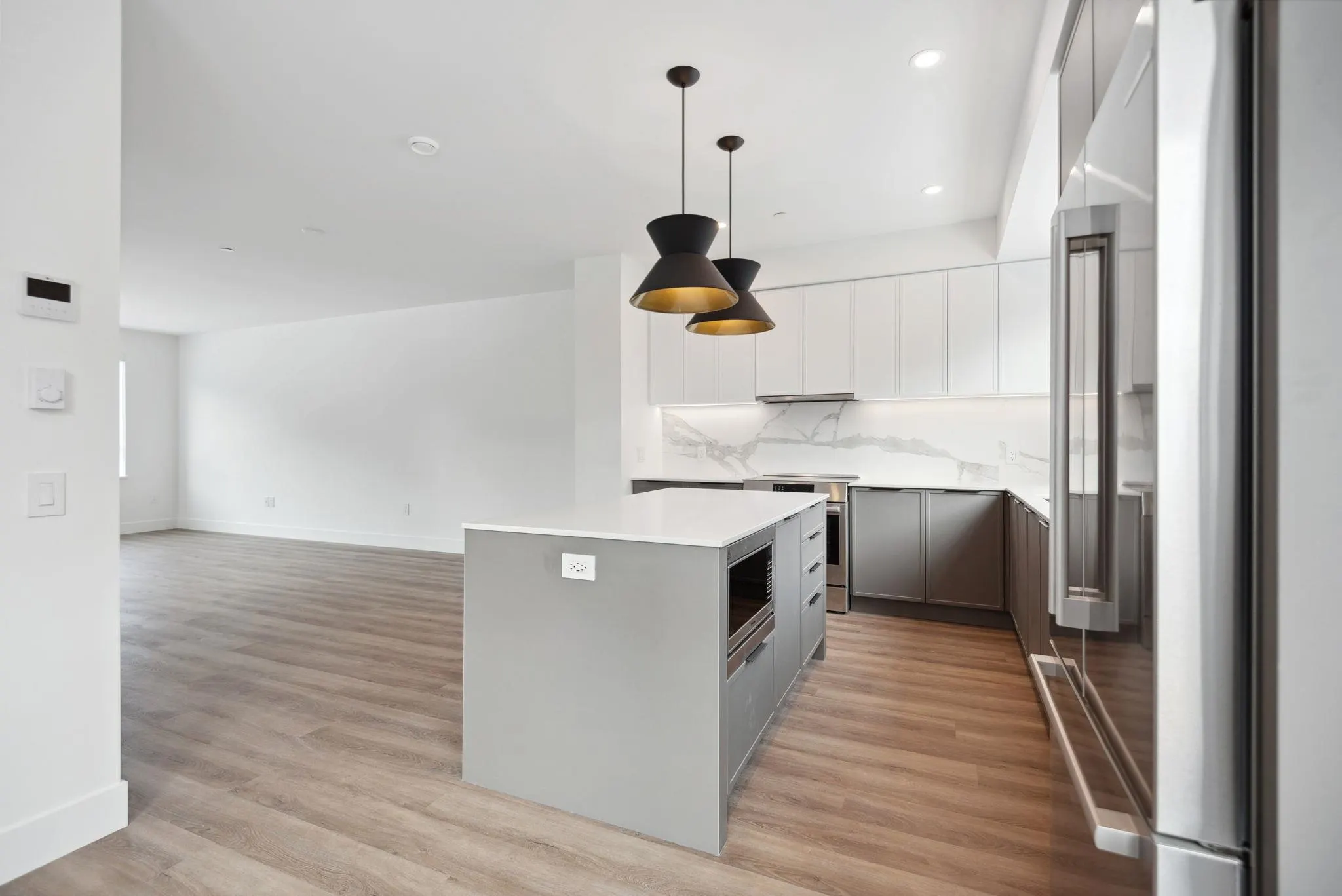 38073 Helm Way