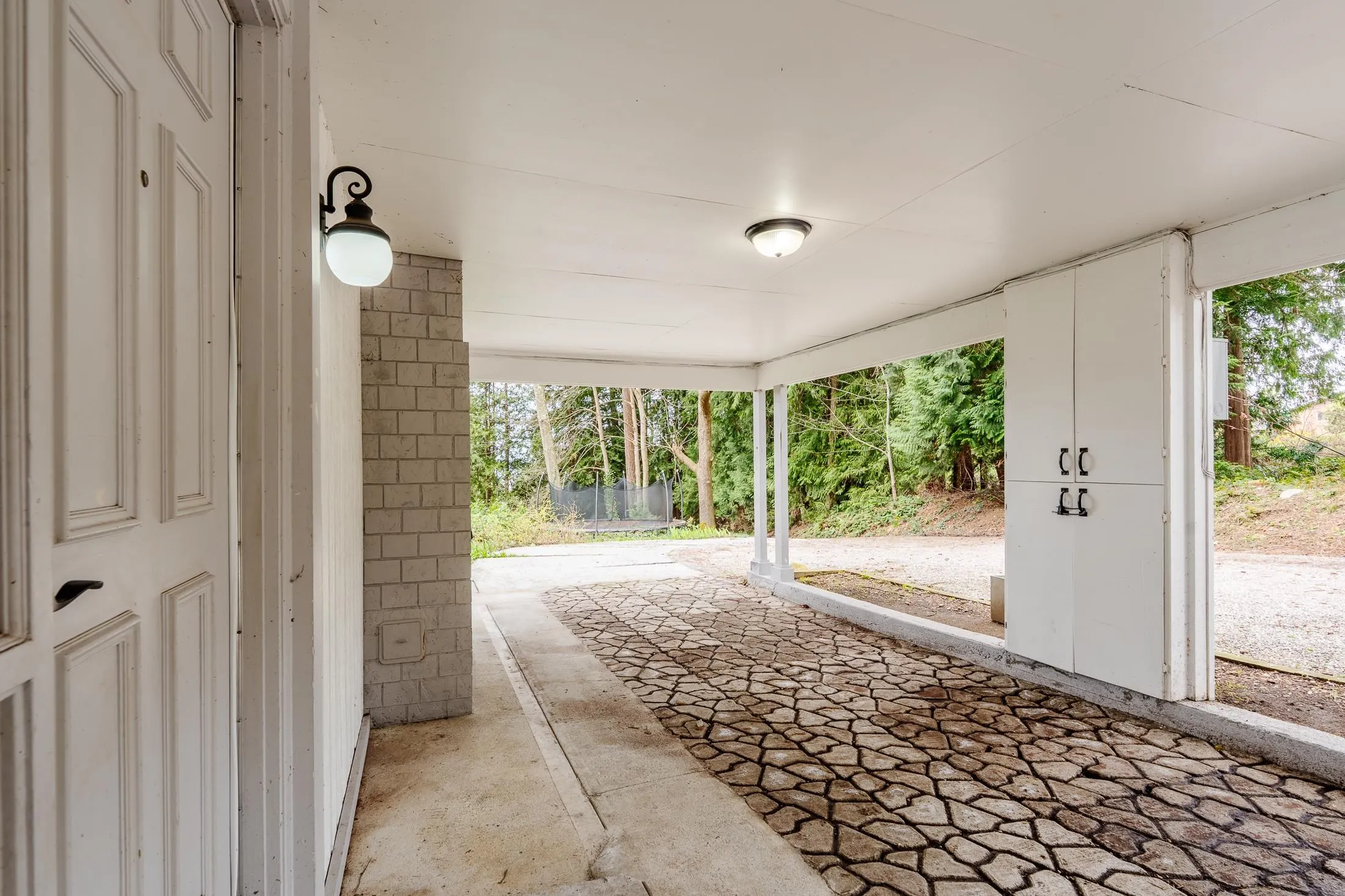 5080 Sunshine Coast Highway