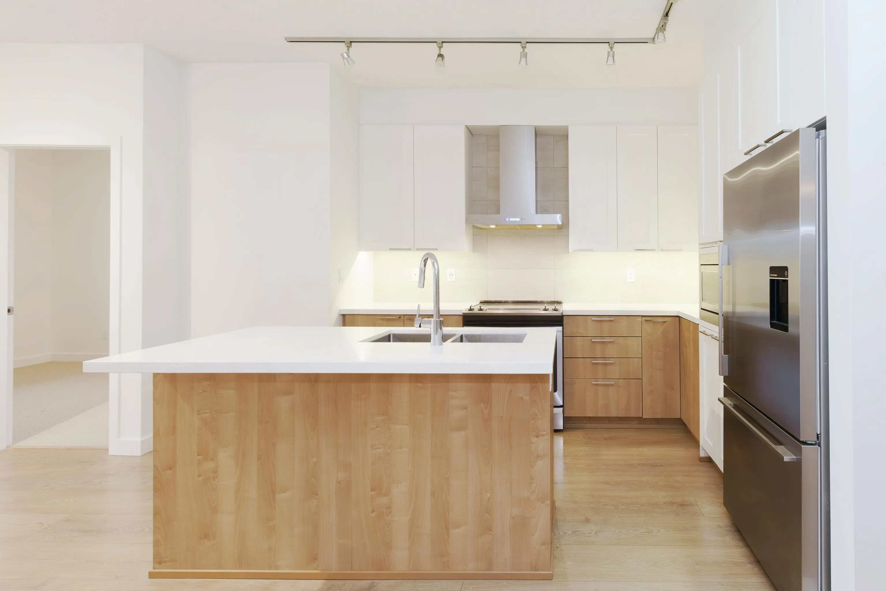 403 611 Regan Avenue