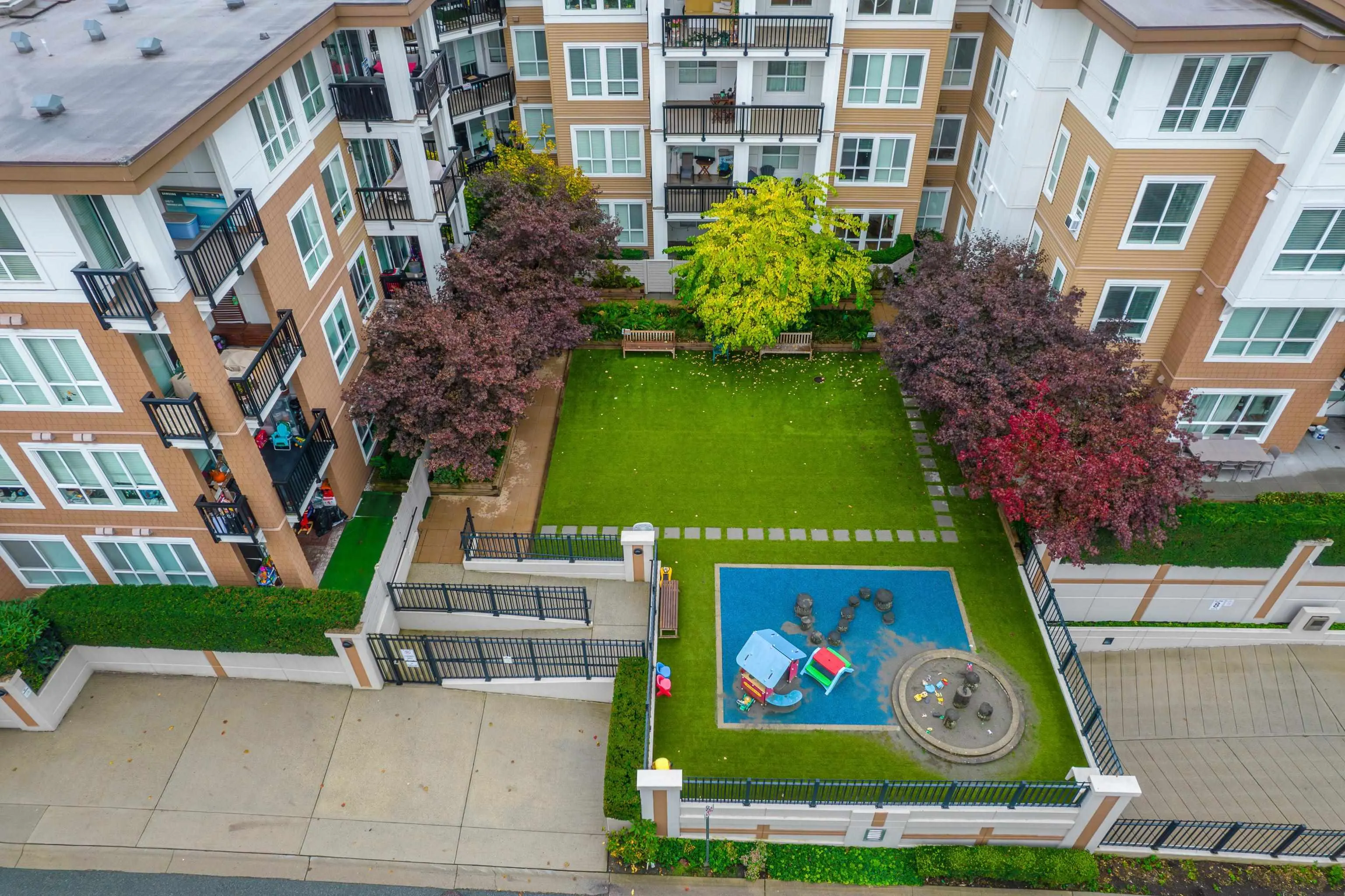 403 611 Regan Avenue