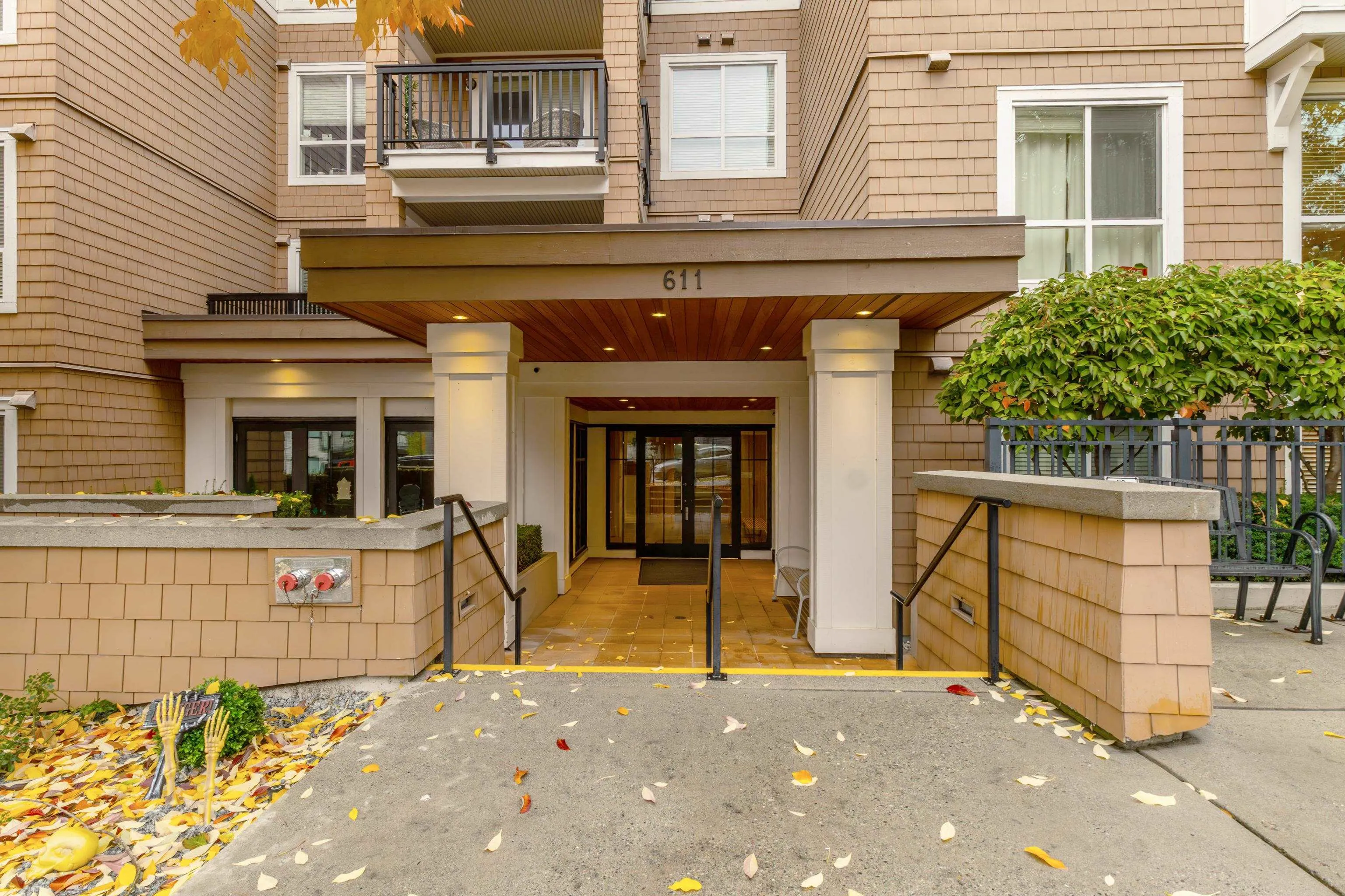 403 611 Regan Avenue