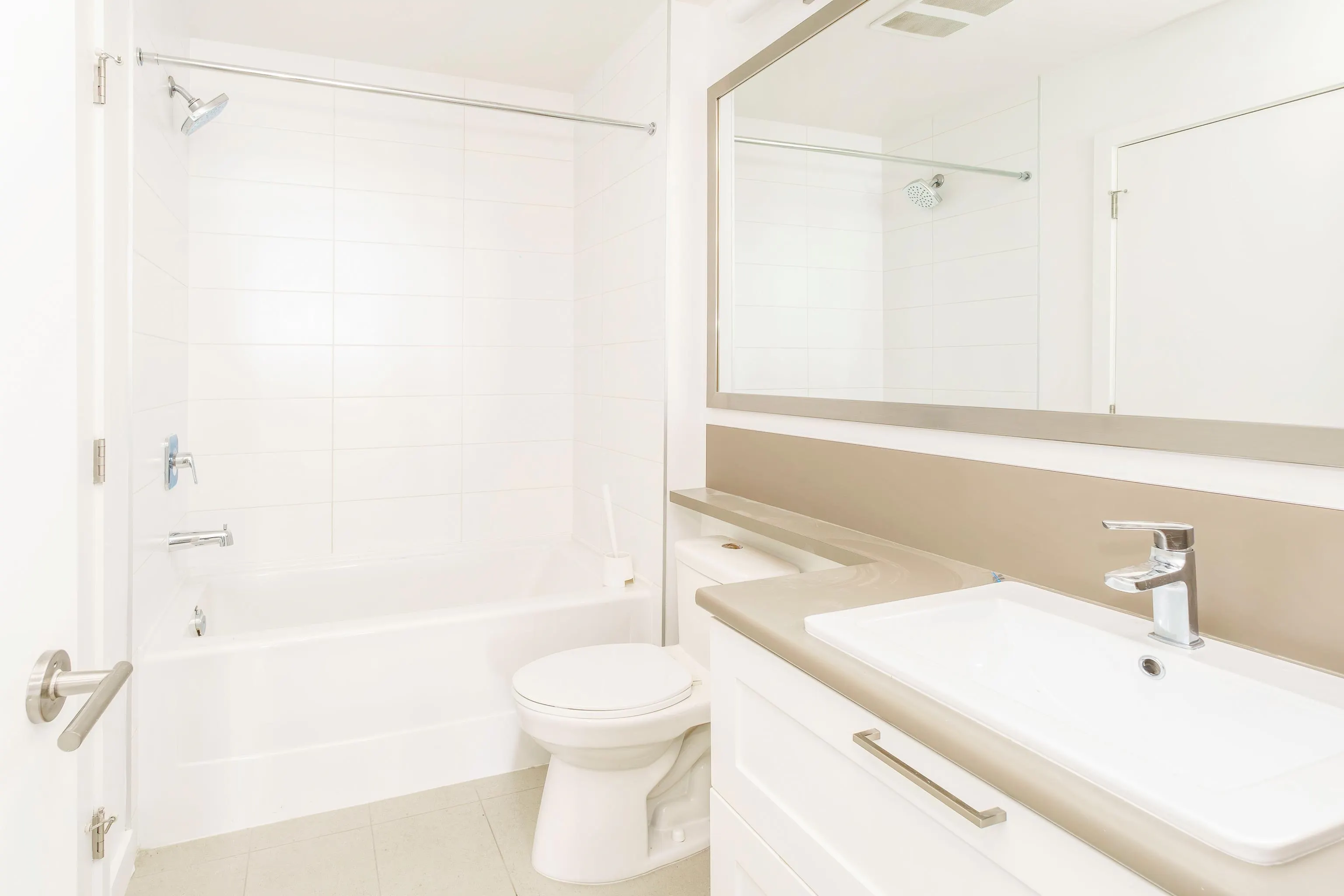 403 611 Regan Avenue