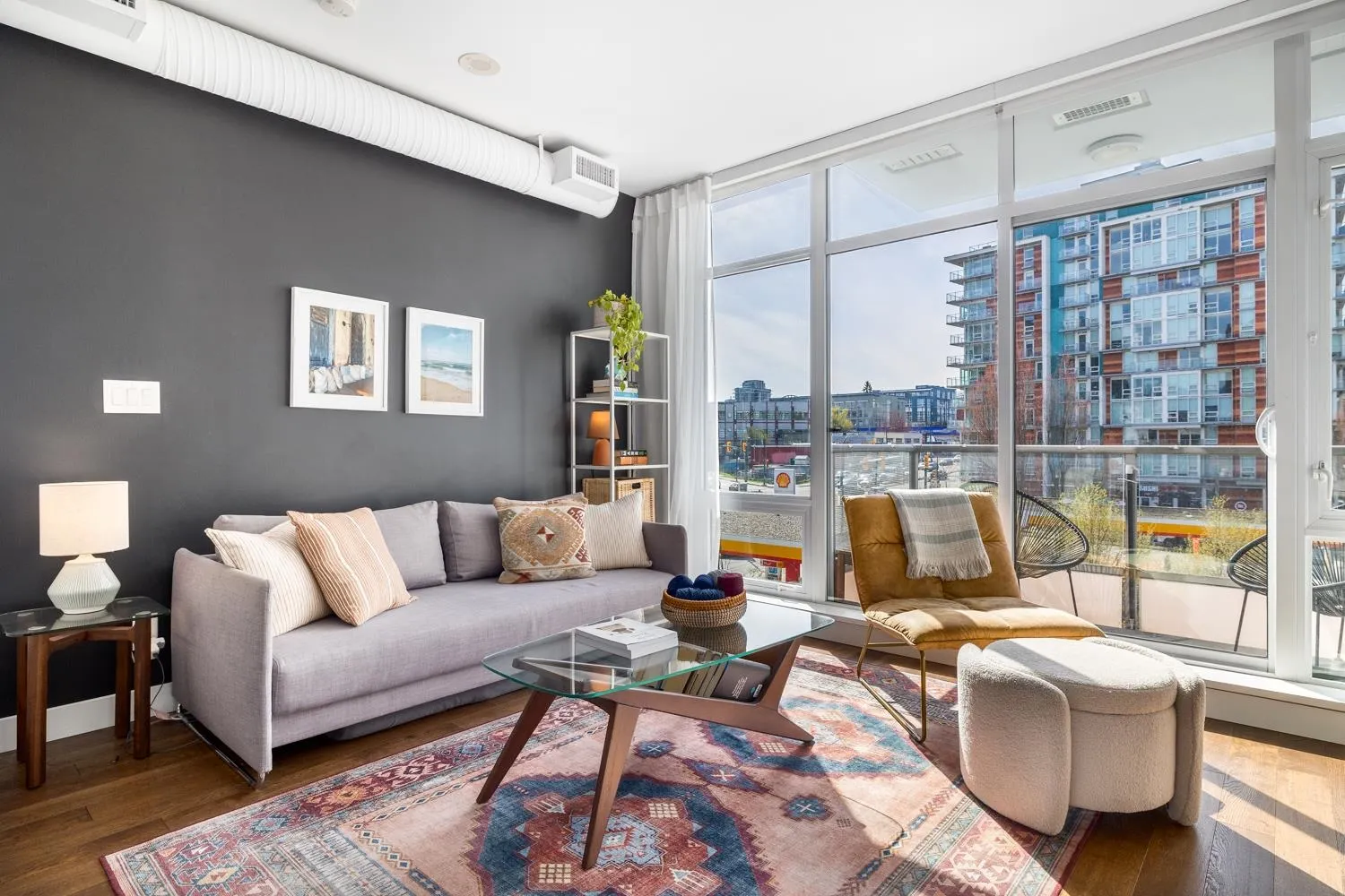 518 108 E 1st Avenue