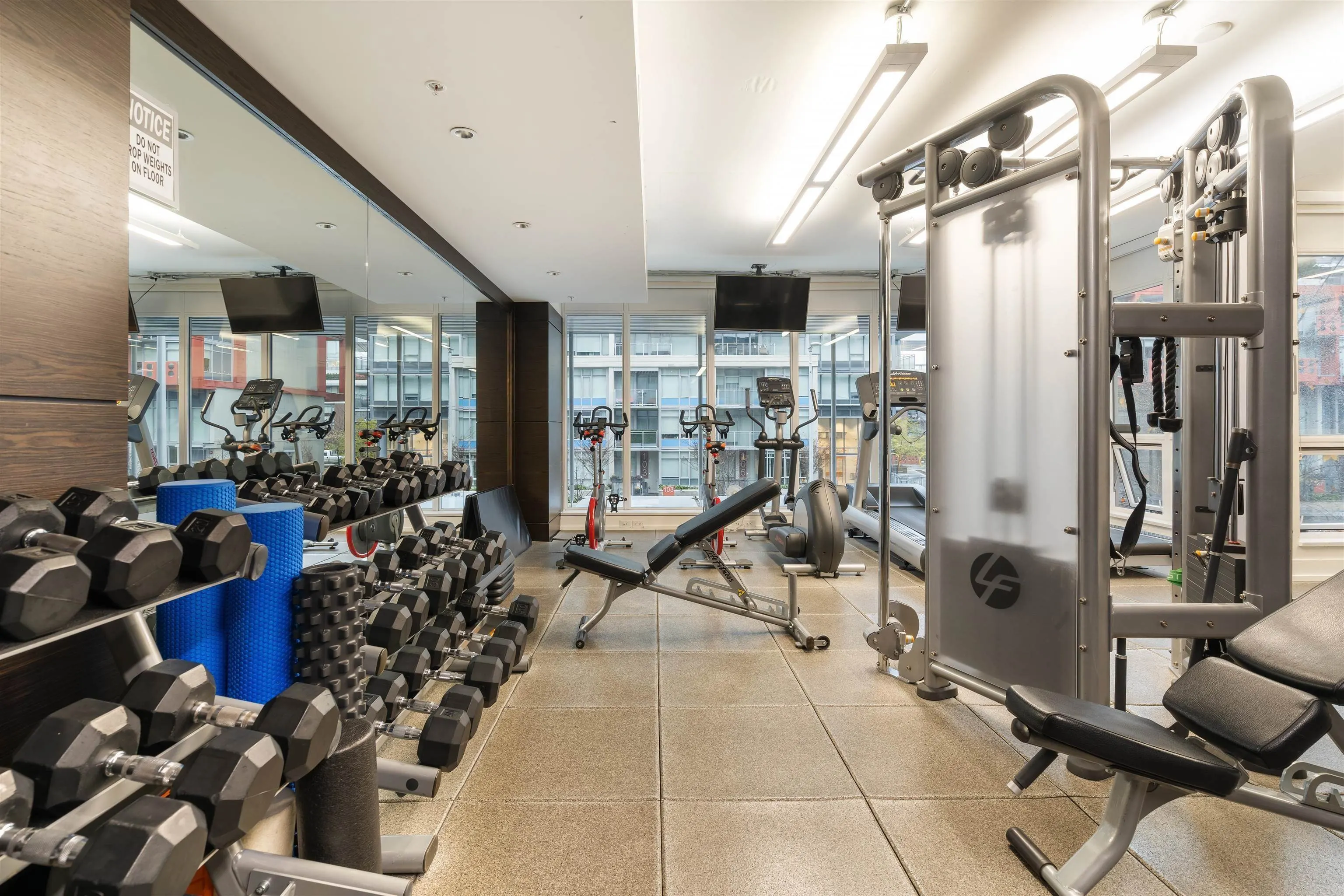 518 108 E 1st Avenue