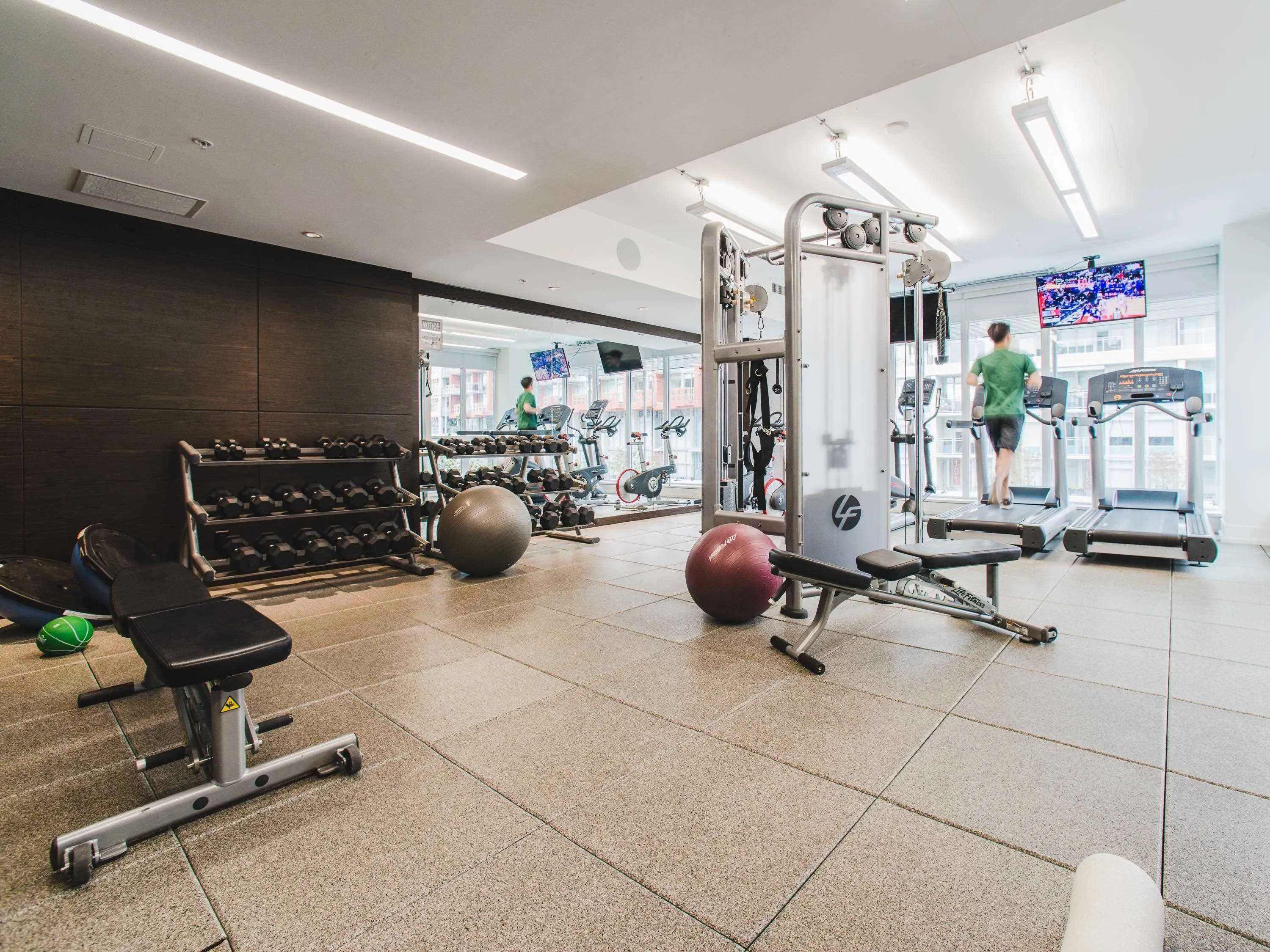 518 108 E 1st Avenue