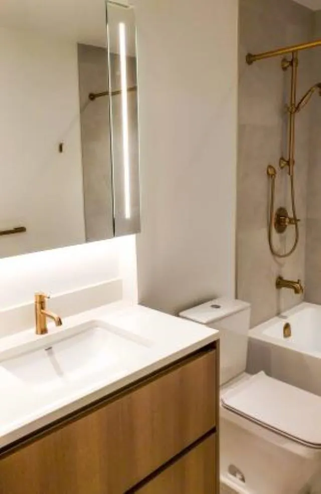 1404 720 Farrow Street