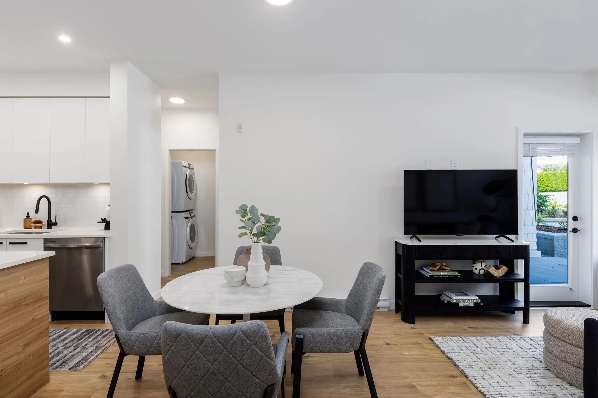 408 33920 Best Avenue