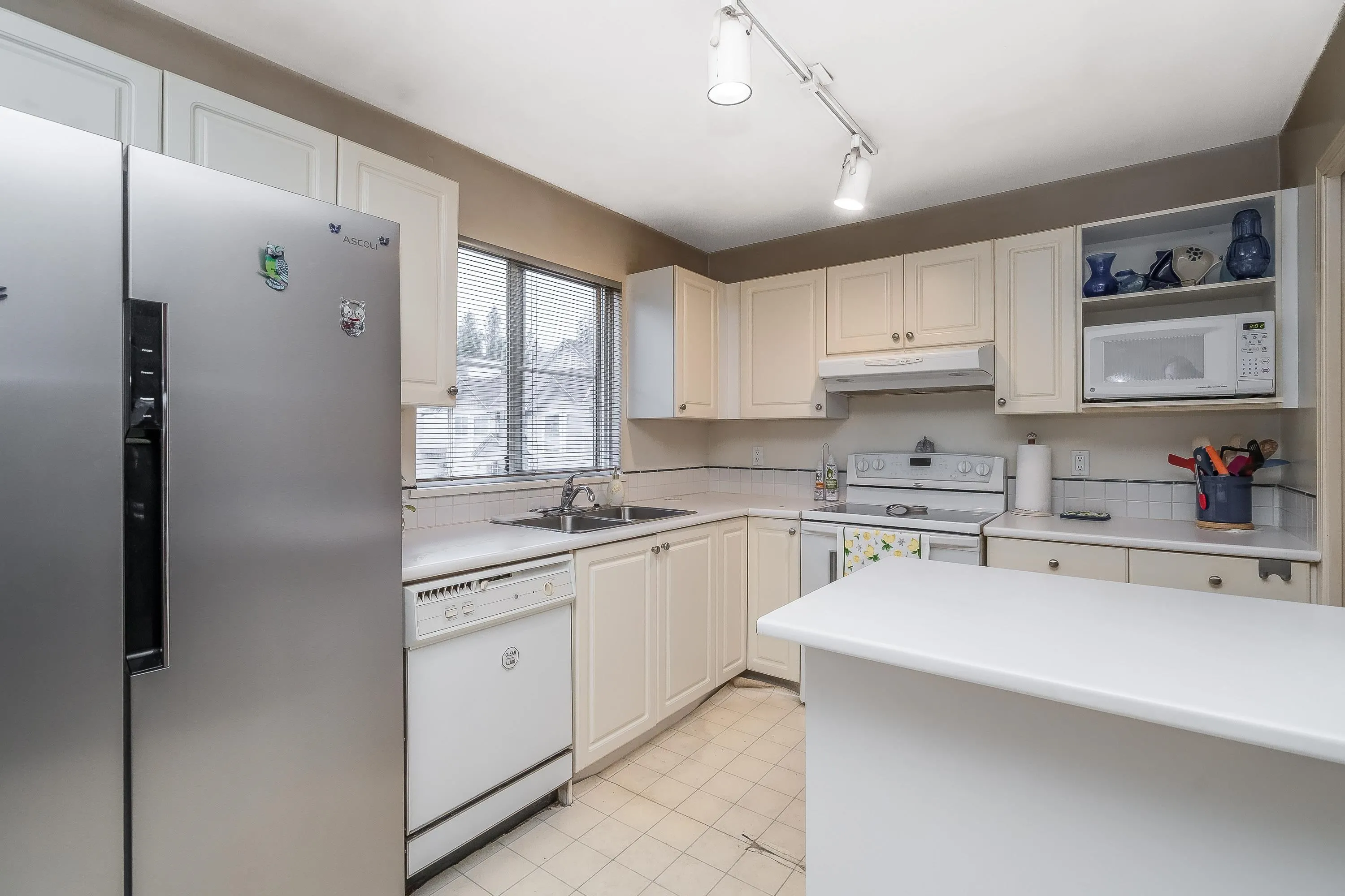 26 8716 Walnut Grove Drive