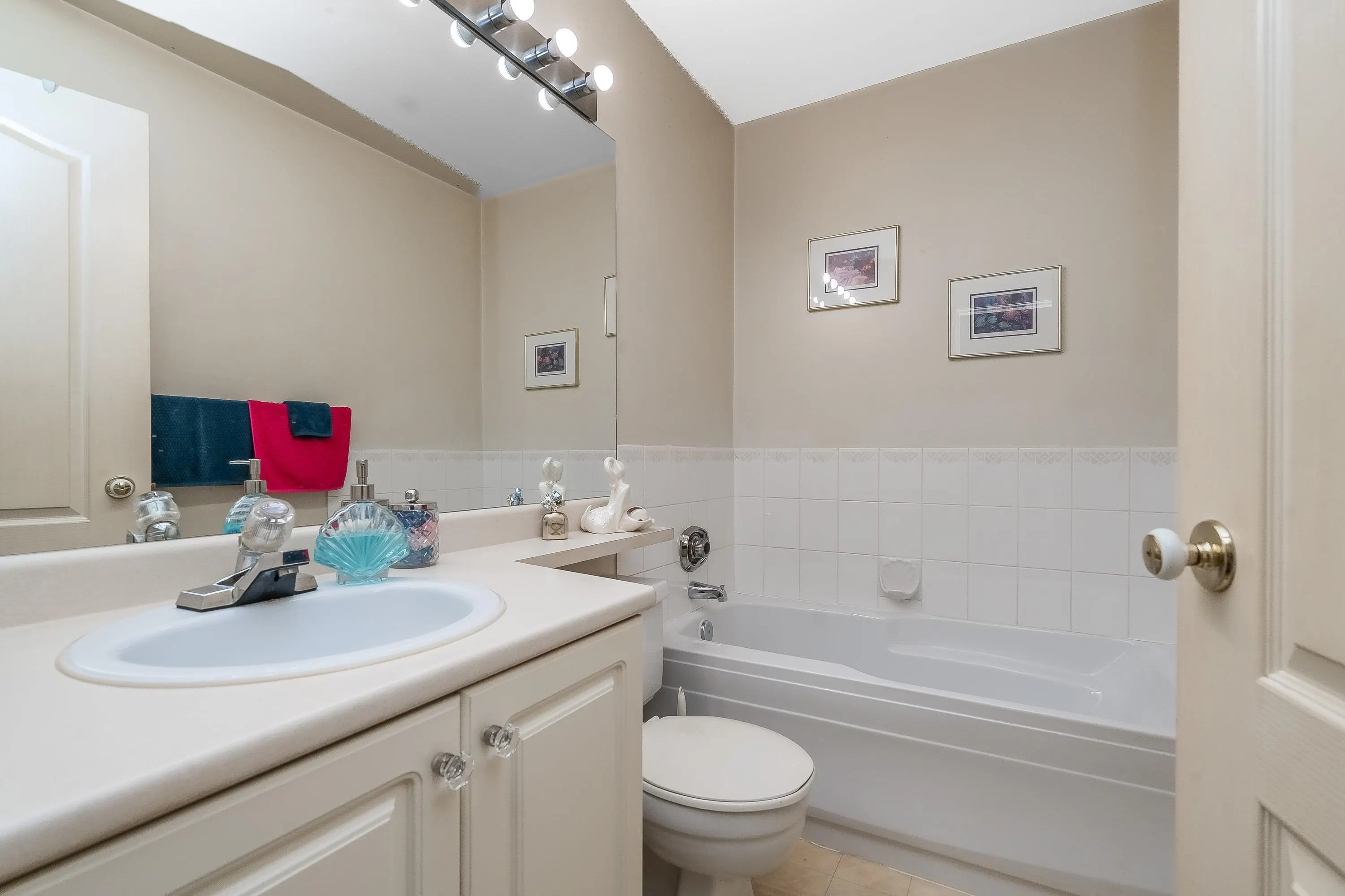 26 8716 Walnut Grove Drive