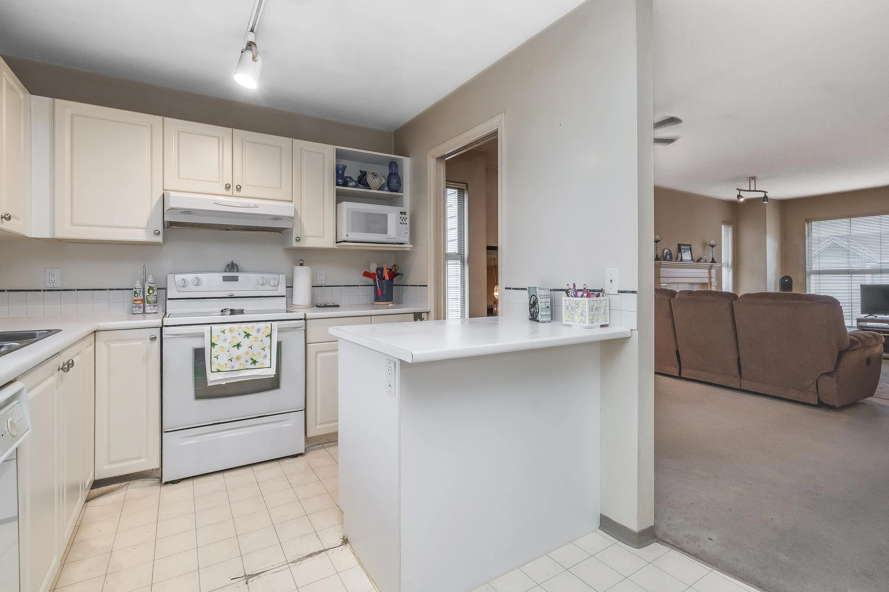 26 8716 Walnut Grove Drive