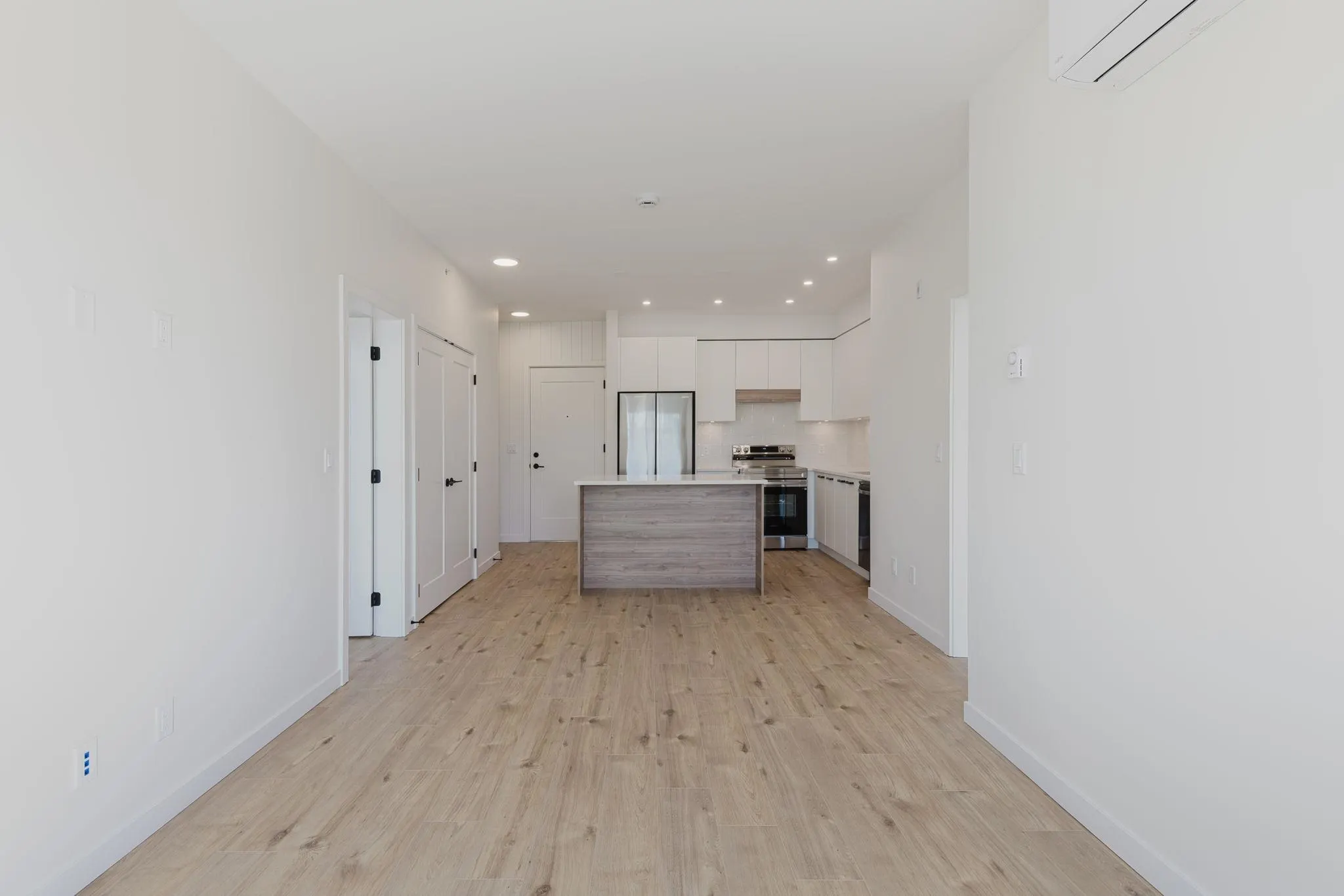105 33920 Best Avenue