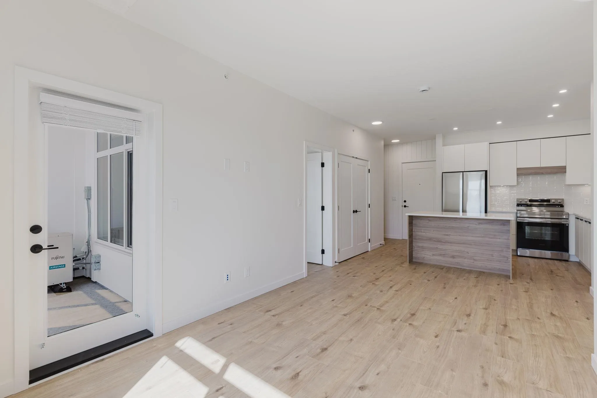105 33920 Best Avenue