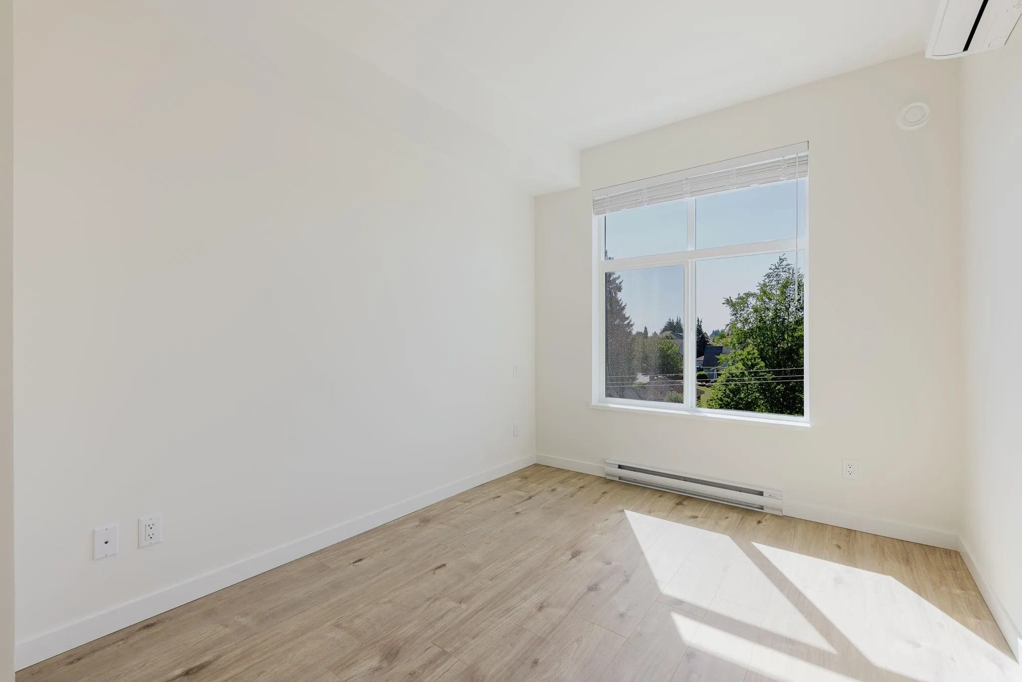 105 33920 Best Avenue