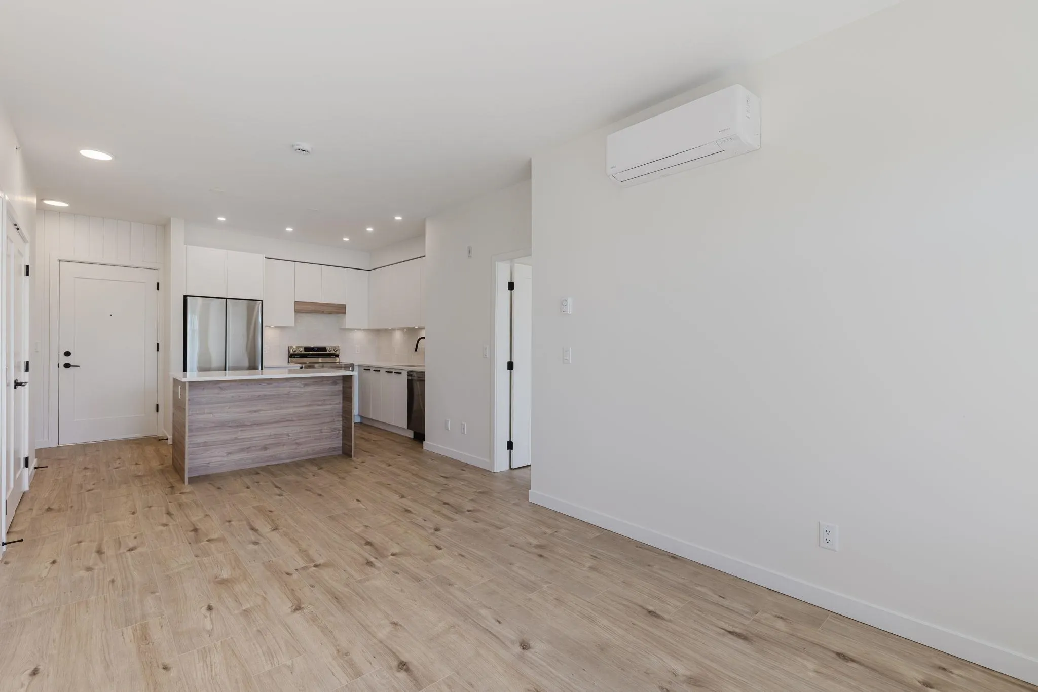 105 33920 Best Avenue