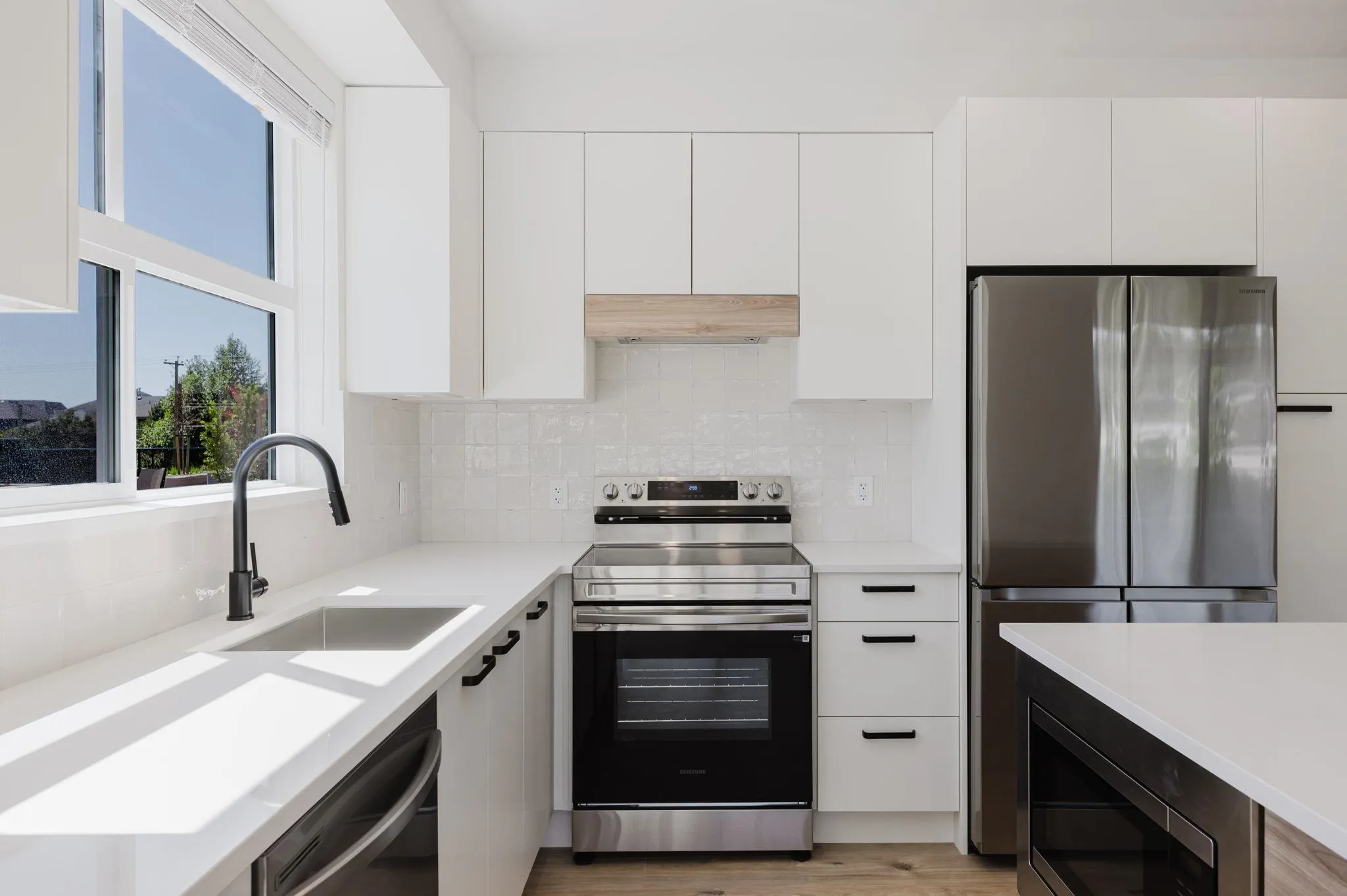 111 33920 Best Avenue