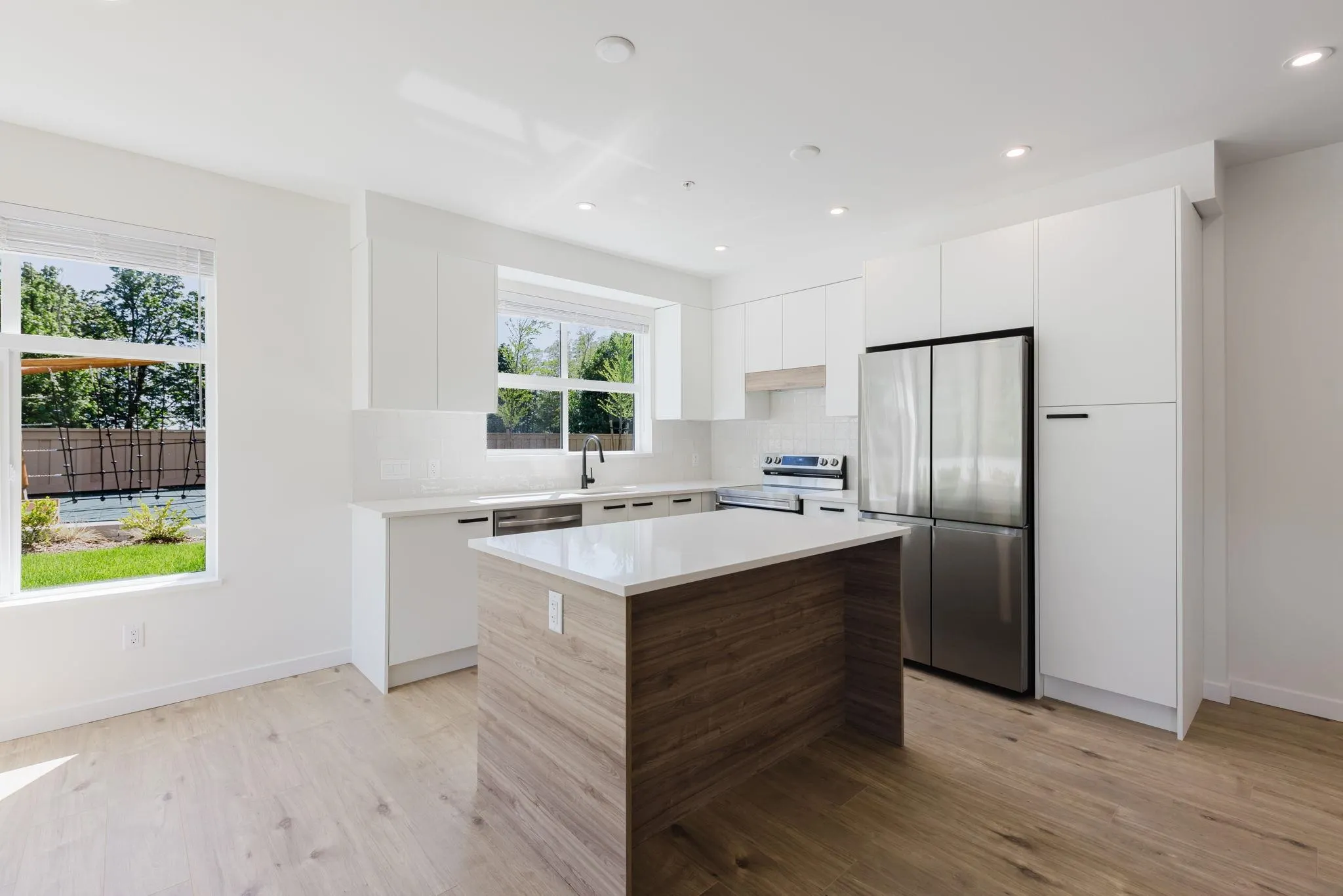 111 33920 Best Avenue