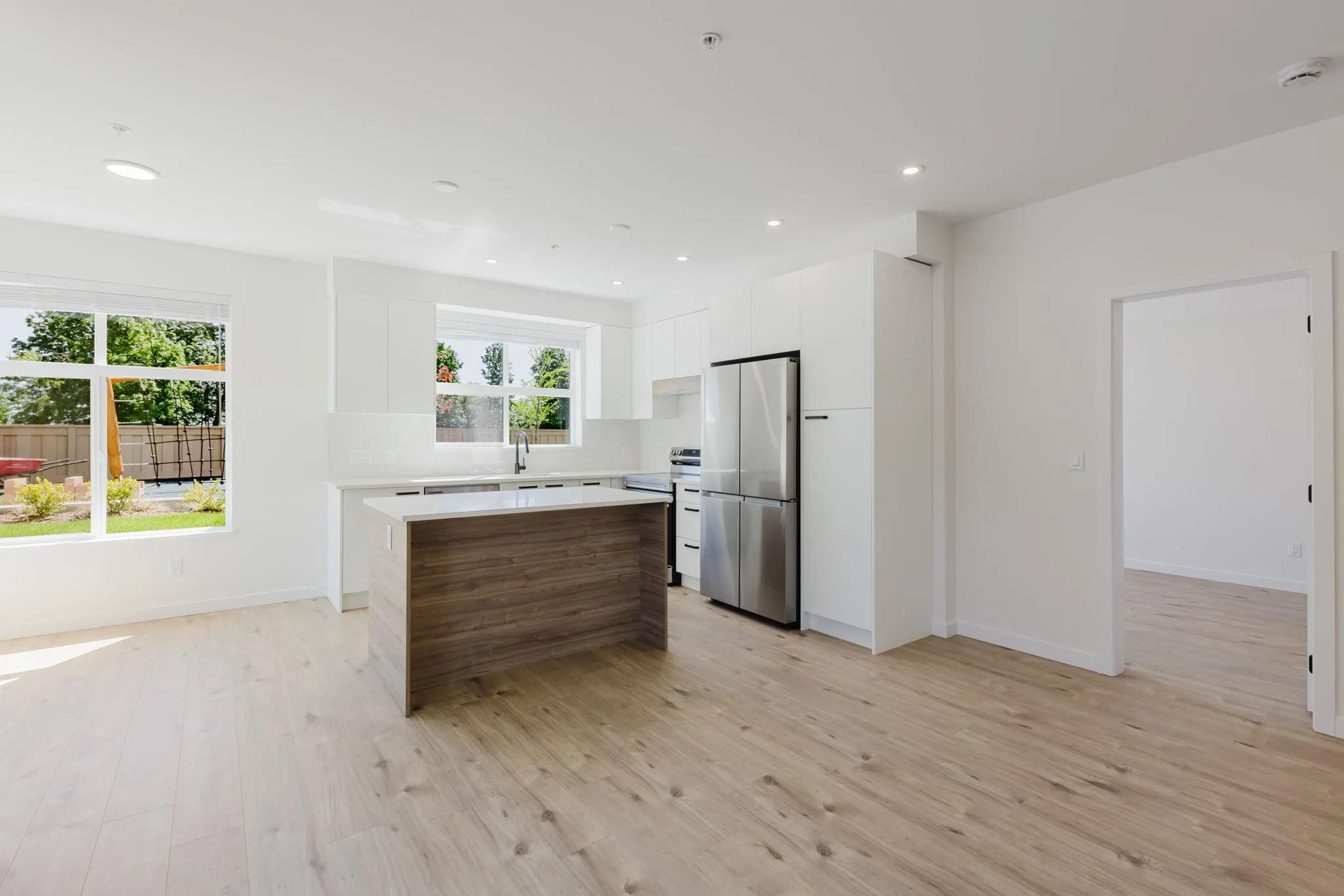 111 33920 Best Avenue