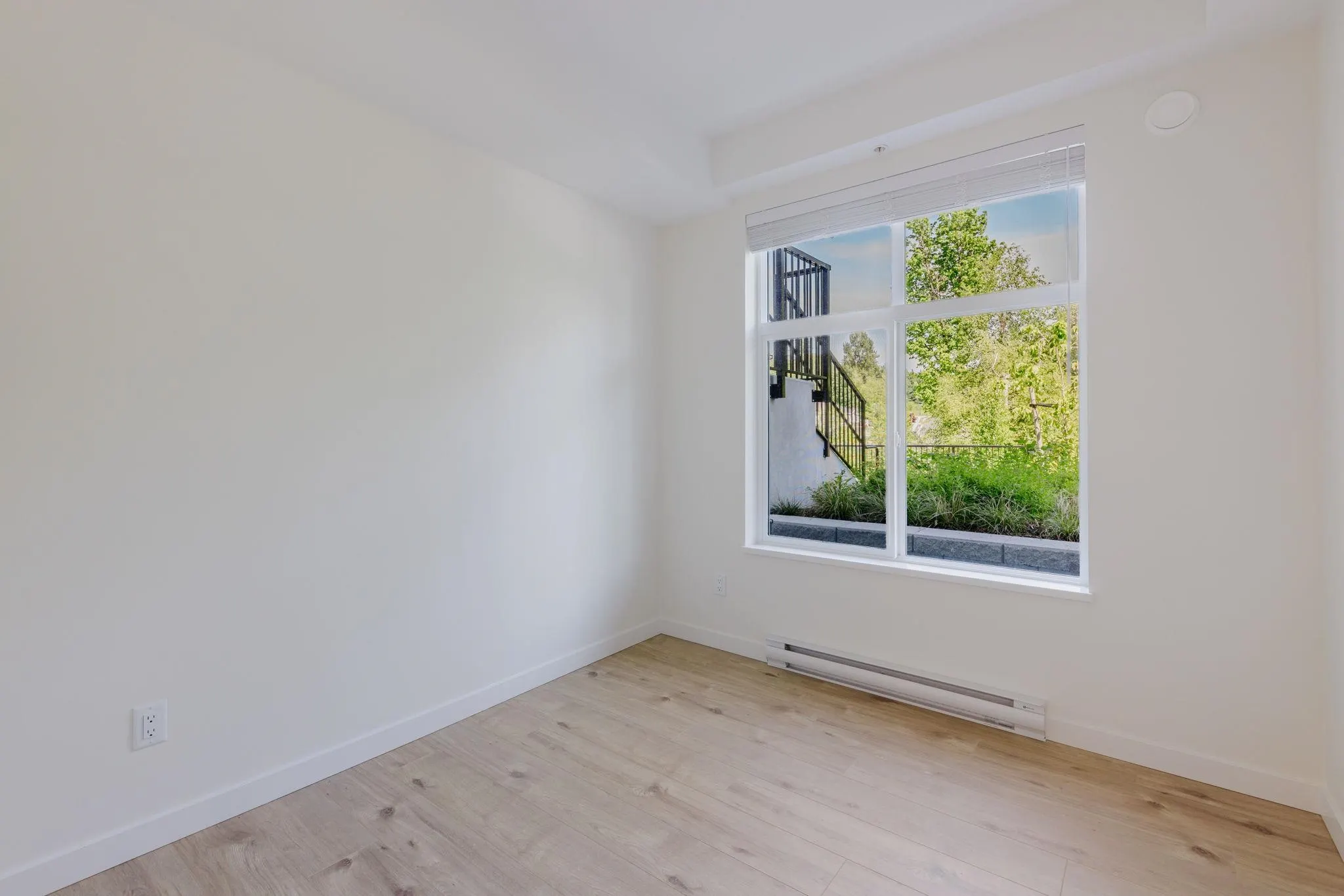 111 33920 Best Avenue