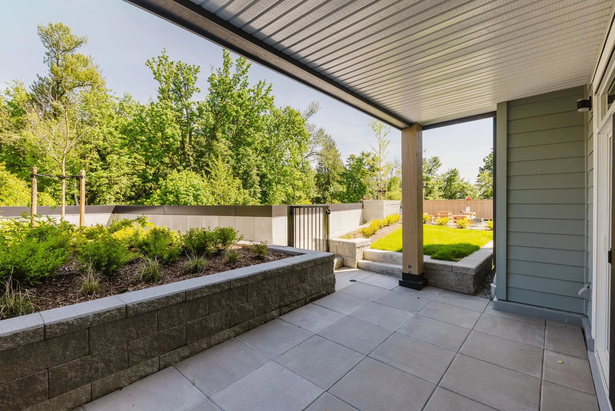 111 33920 Best Avenue