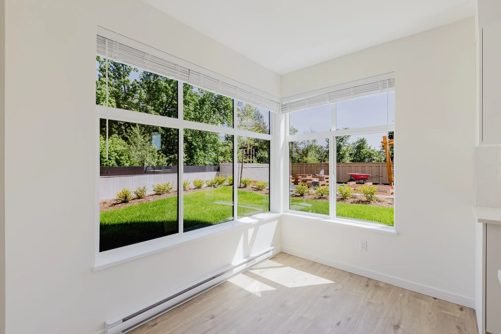 111 33920 Best Avenue