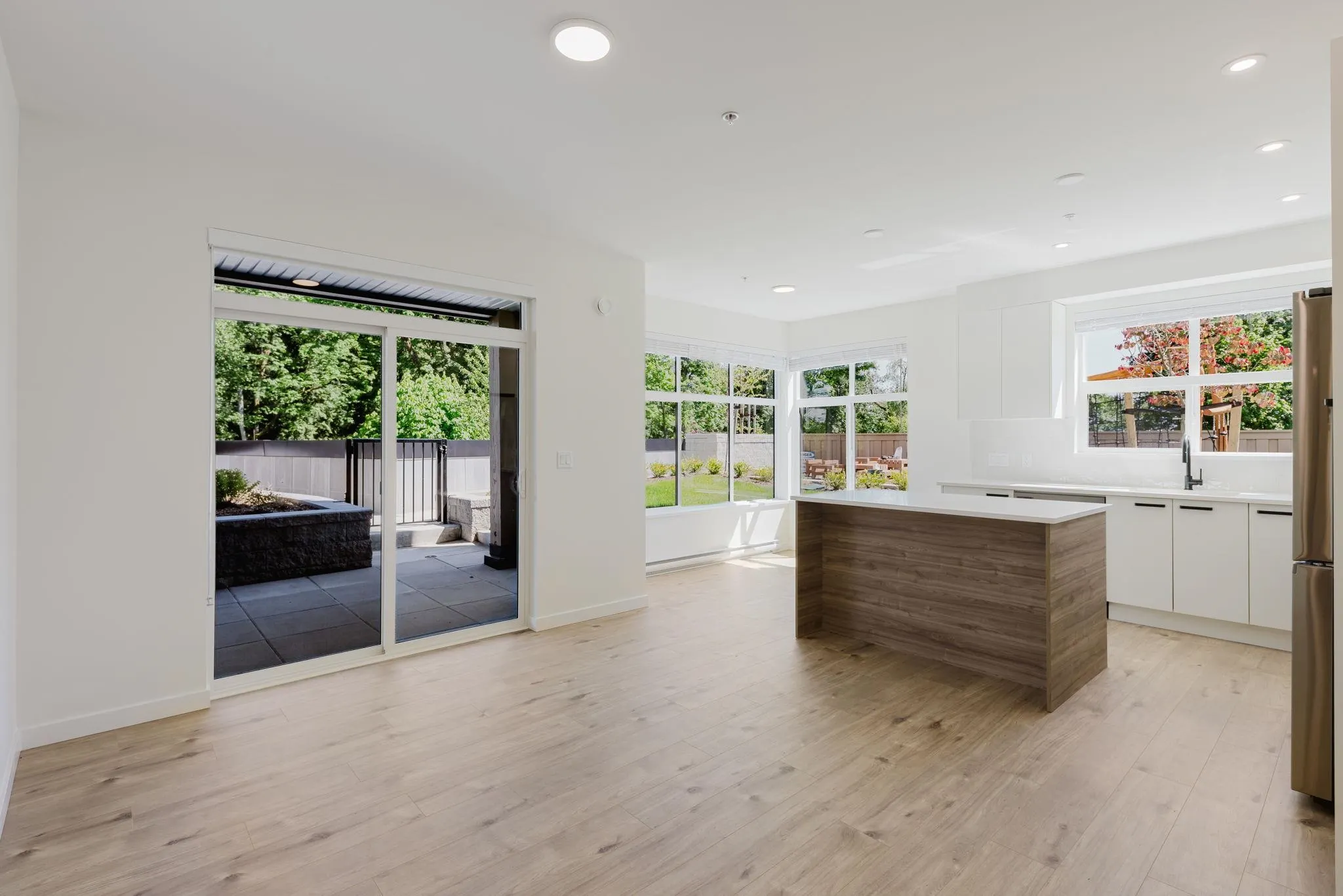 111 33920 Best Avenue