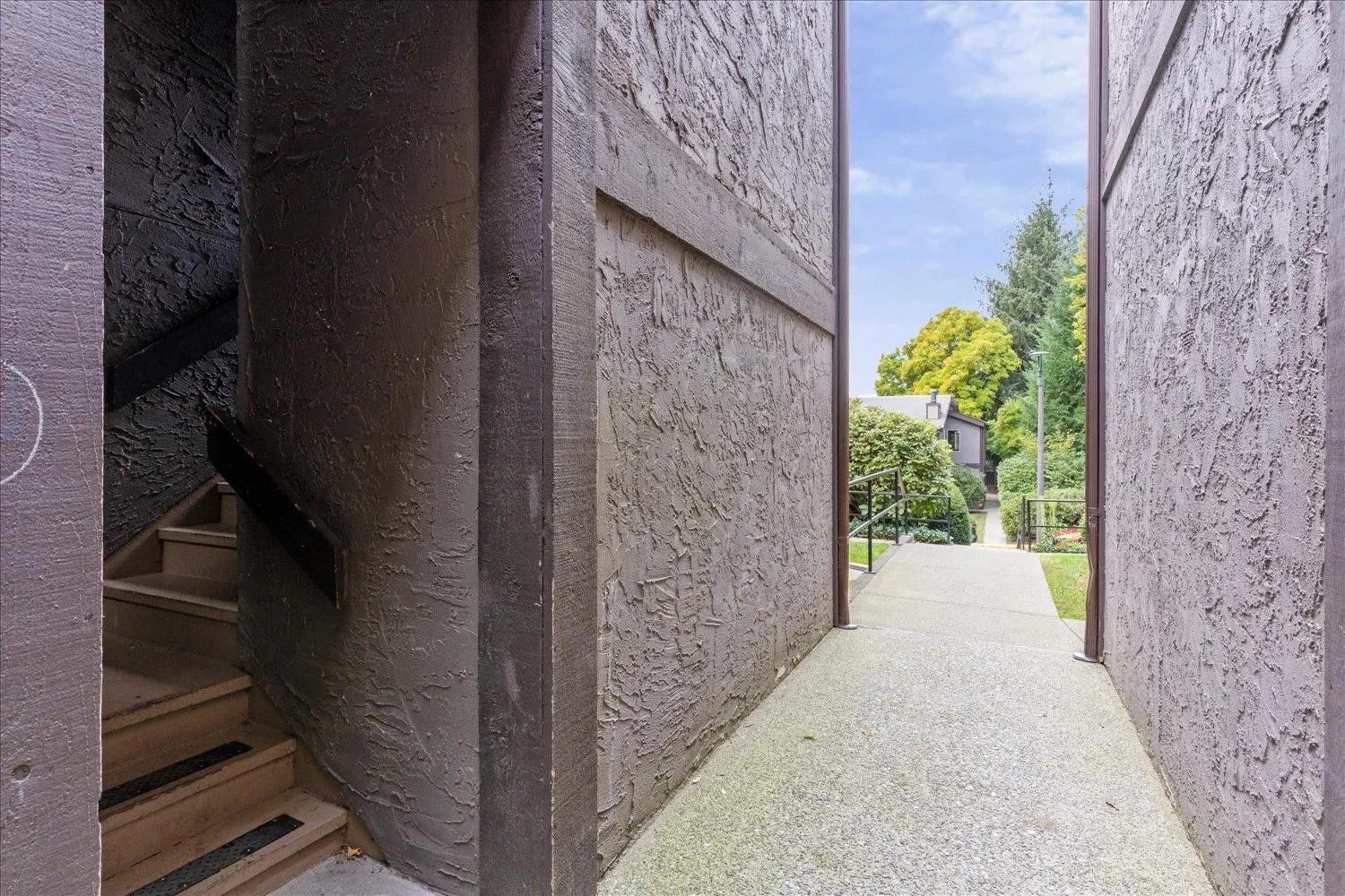 1621 34909 Old Yale Road