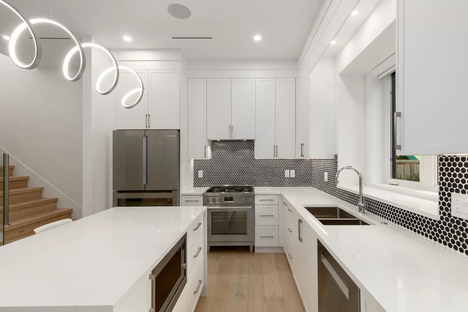 3075 Courtenay Street