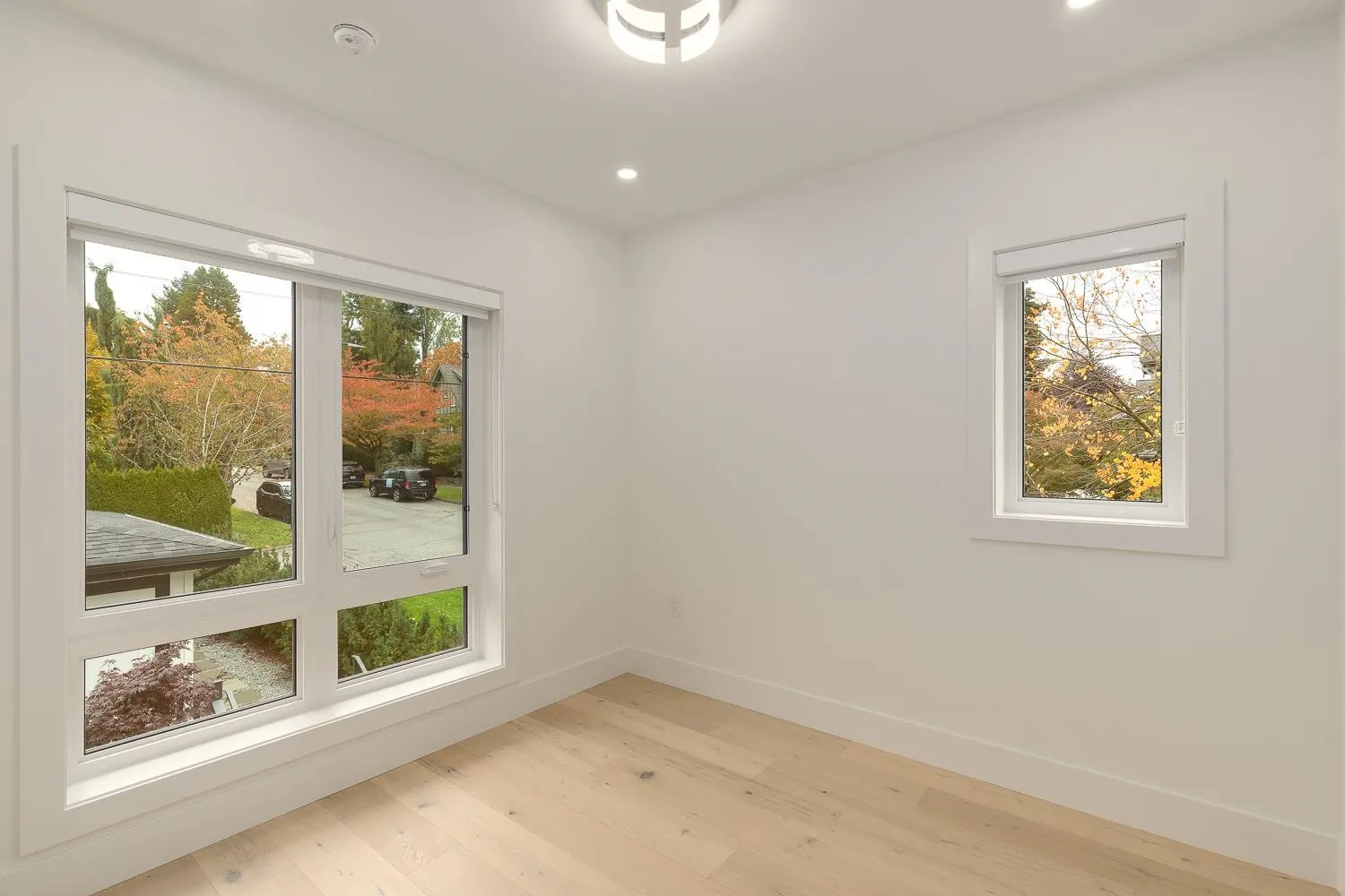 3075 Courtenay Street