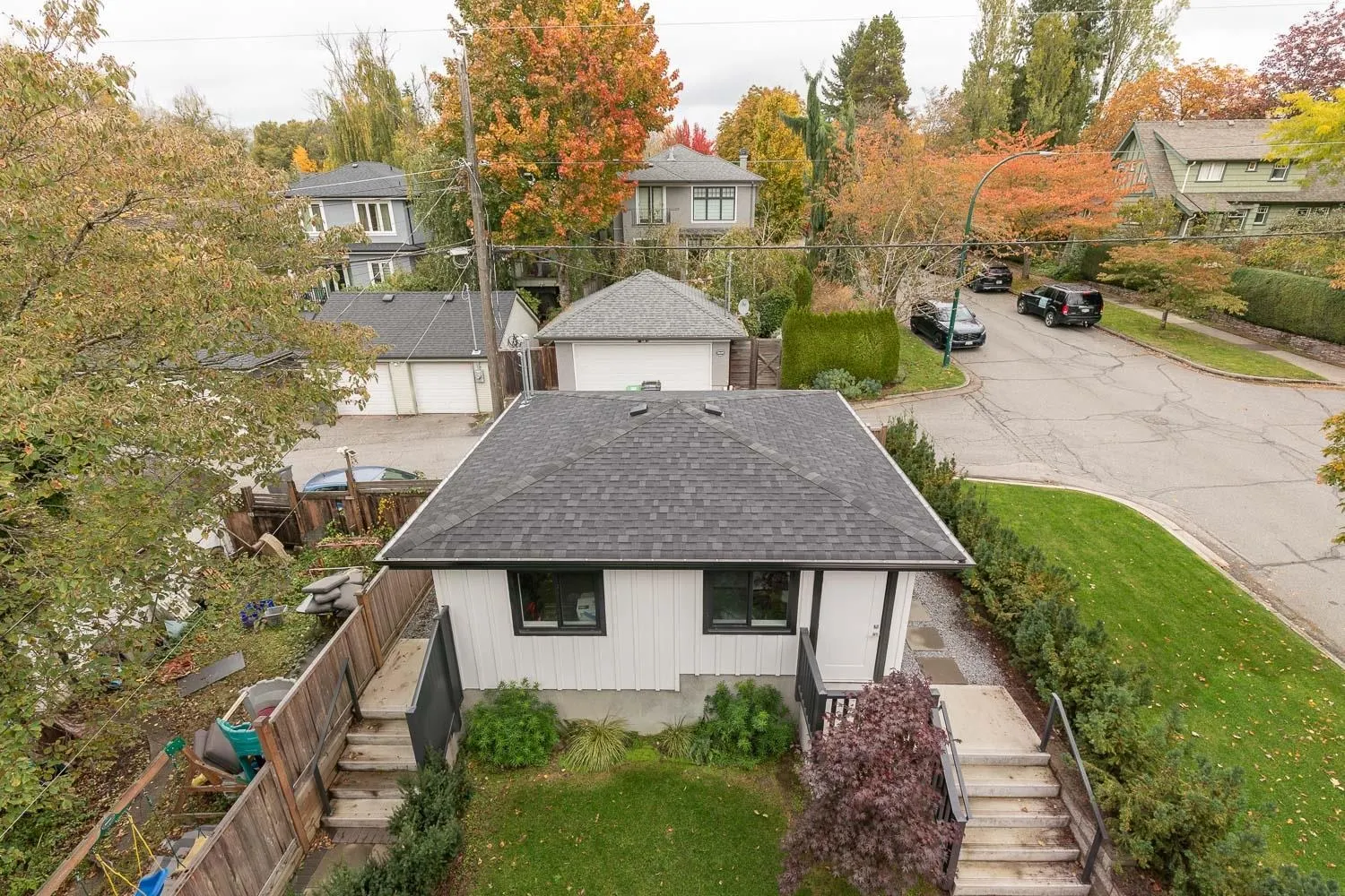 3075 Courtenay Street