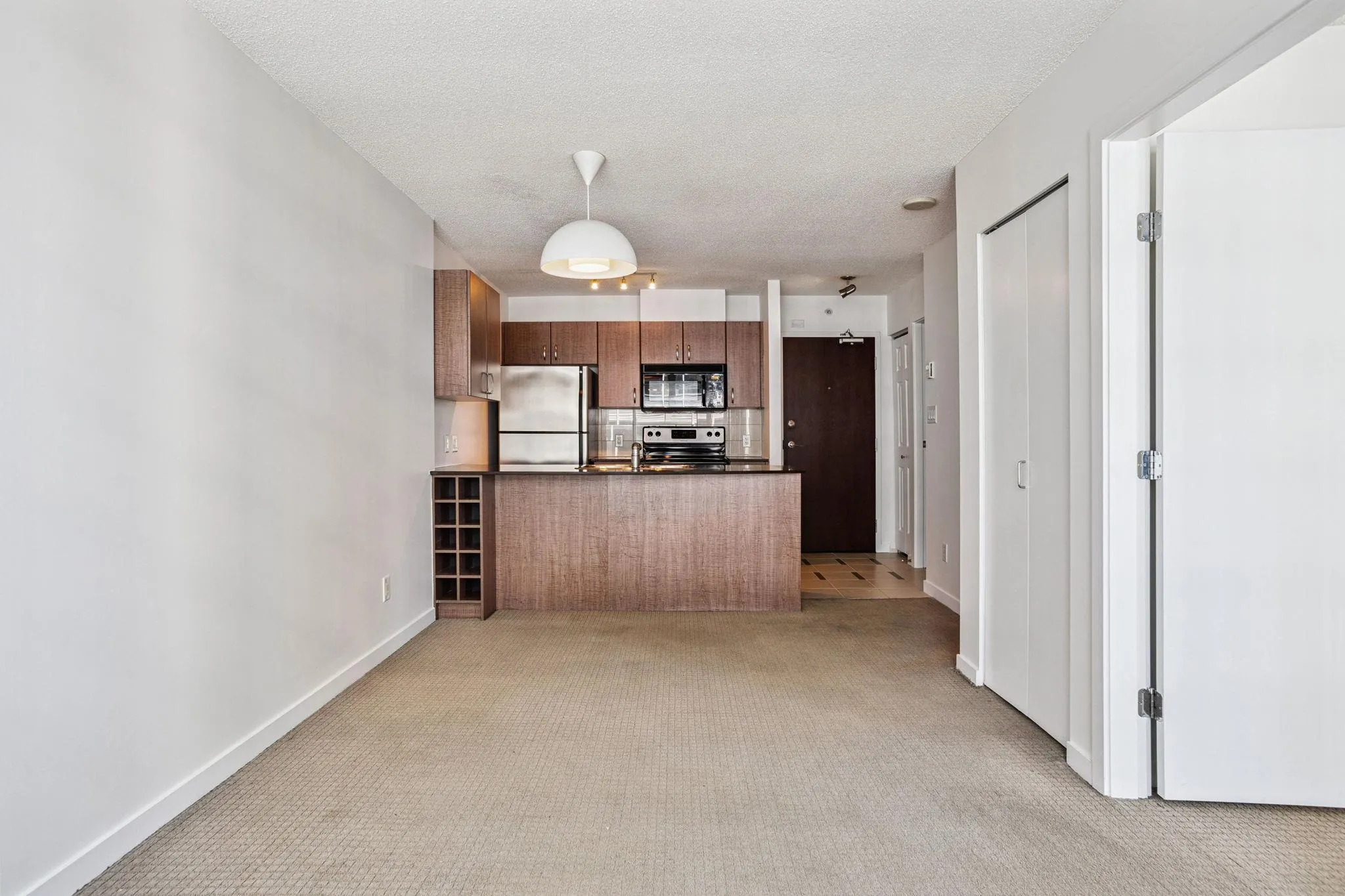 2006 610 Granville Street