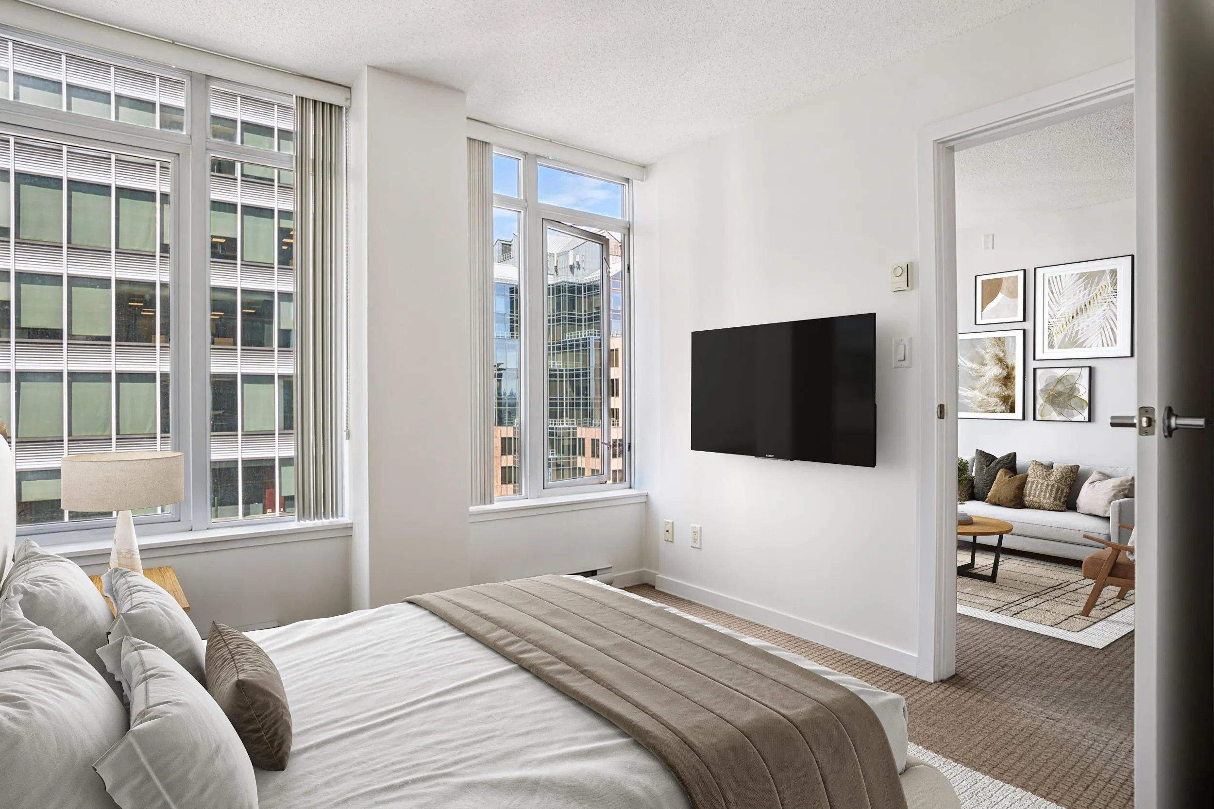 2006 610 Granville Street