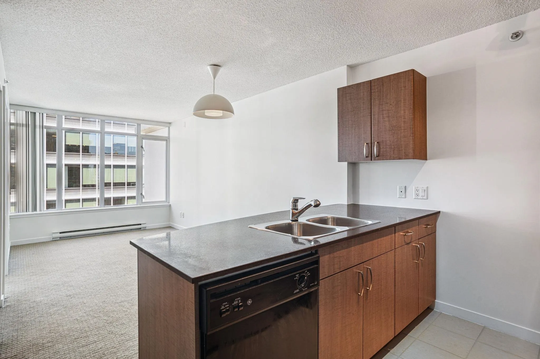 2006 610 Granville Street