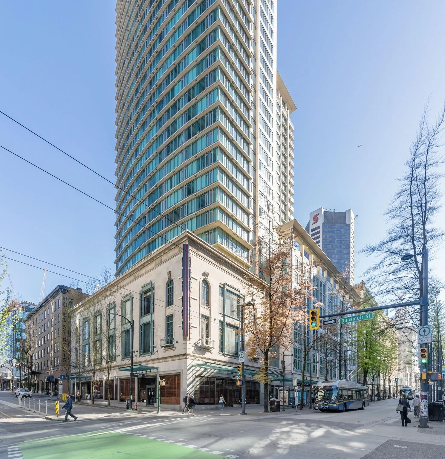 2006 610 Granville Street