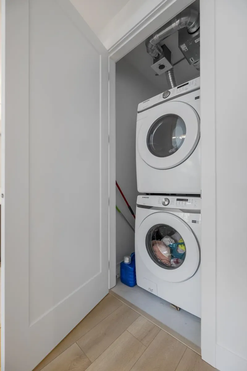 110 708 Edgar Avenue