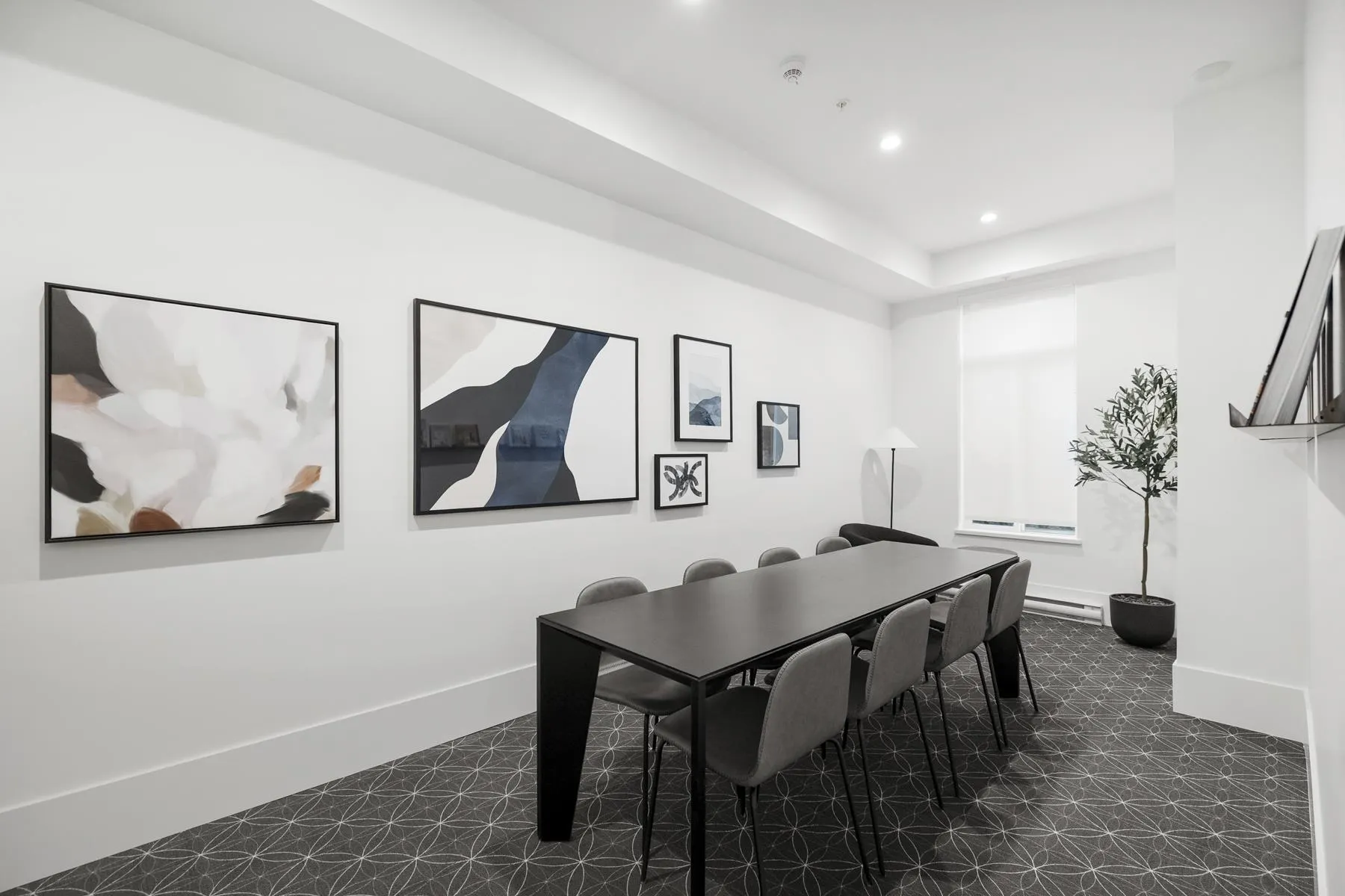 110 708 Edgar Avenue