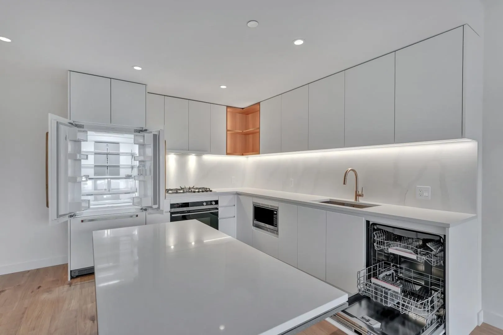 3601 720 Farrow Street