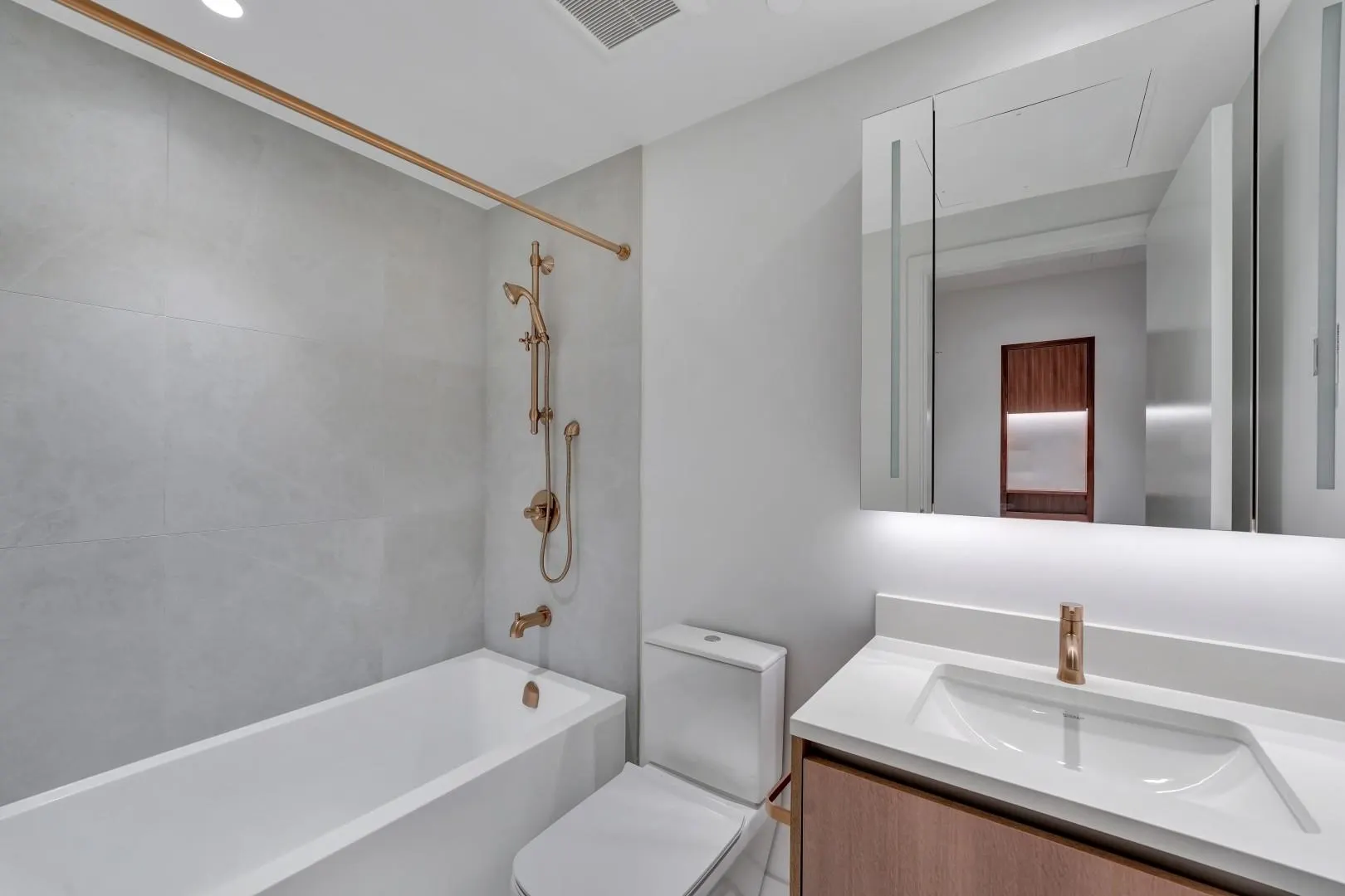 3601 720 Farrow Street